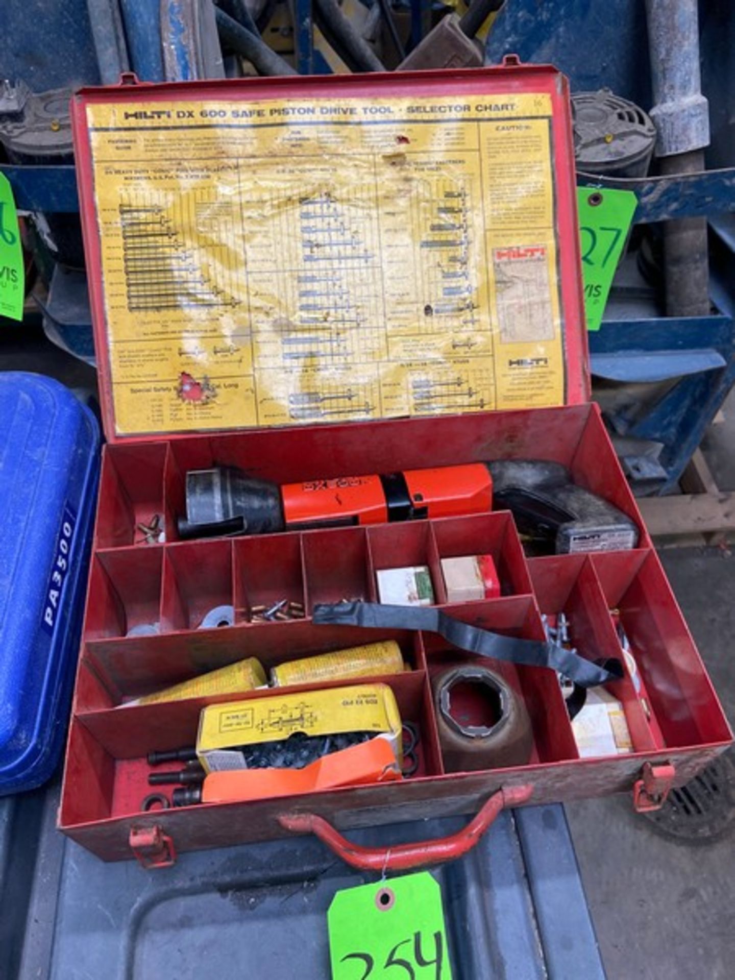 HILTI Fastening Tool, M/N DX600N, with Hard Case (LOCATED IN MONROEVILLE, PA)