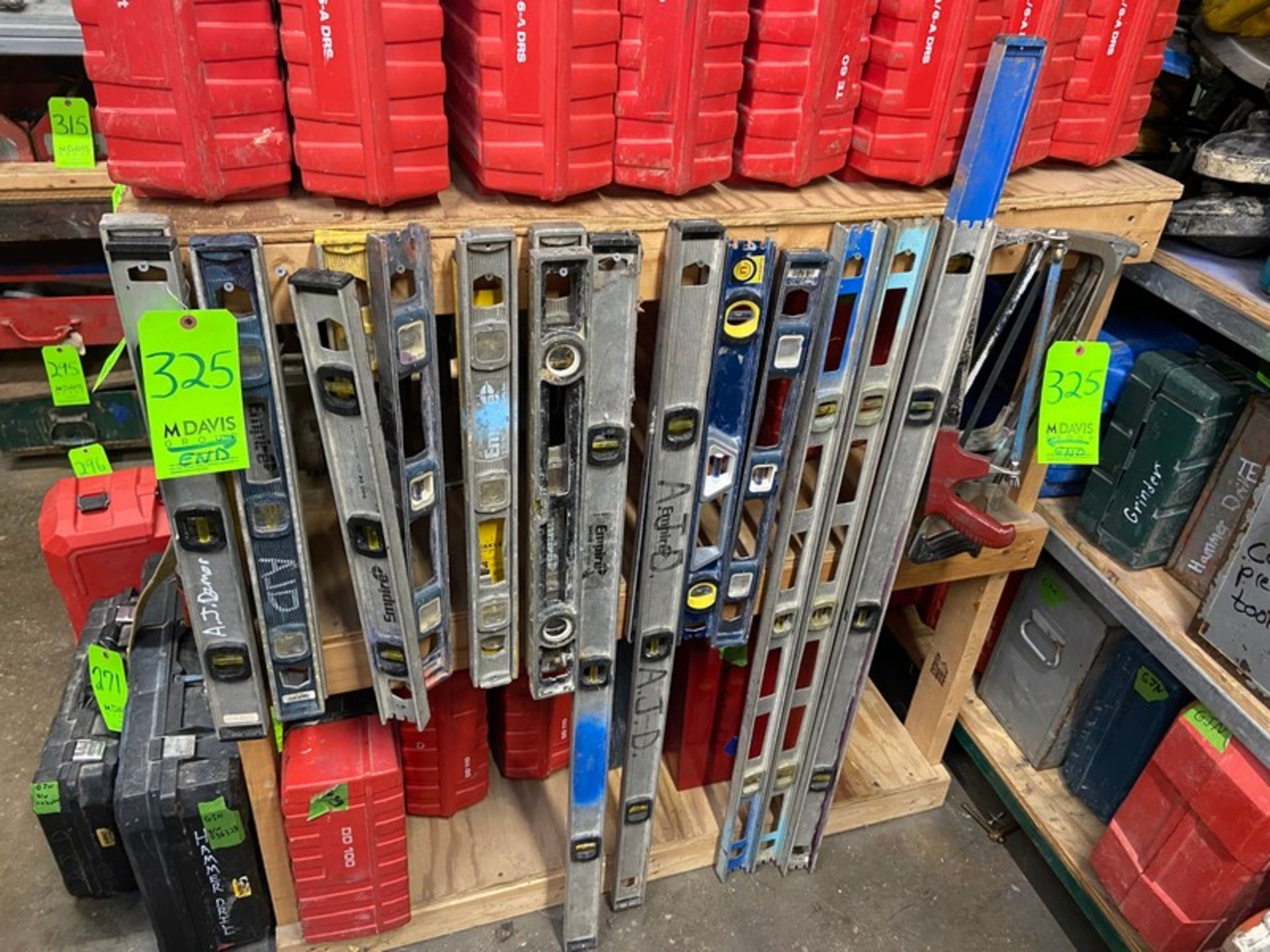 Assorted Levelers, with (4) Hand Saws (LOCATED IN MONROEVILLE, PA)