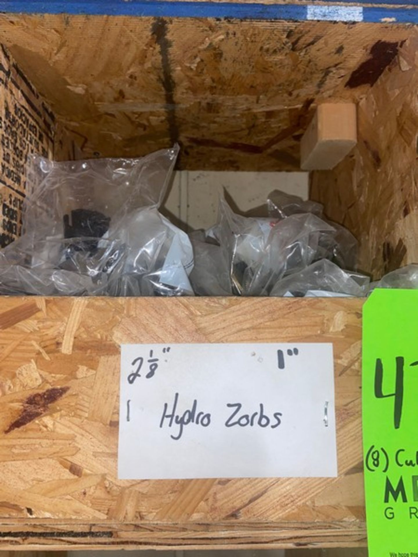 Contents of (8) Cubby’s, Includes Assortment of 5/8” Hydro Zorbs, 7/8” Hydra-Zorbs, 1-5/8” Hydro- - Bild 8 aus 9