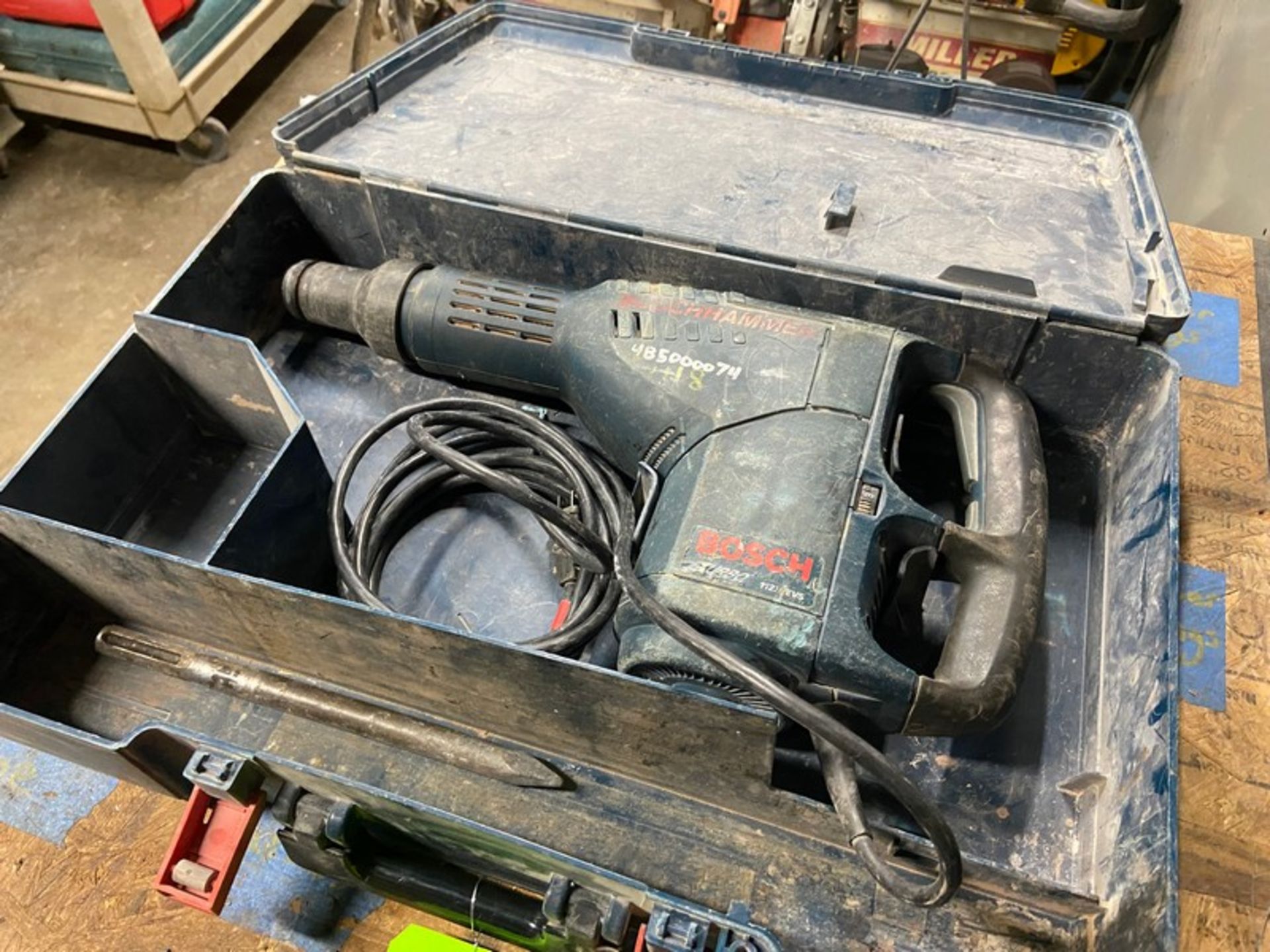 Bosch Power Rotary Hammer Drill, M/N BOSCHHAMMER, S/N 485000074, with Power Cord & Hard Case ( - Image 2 of 4