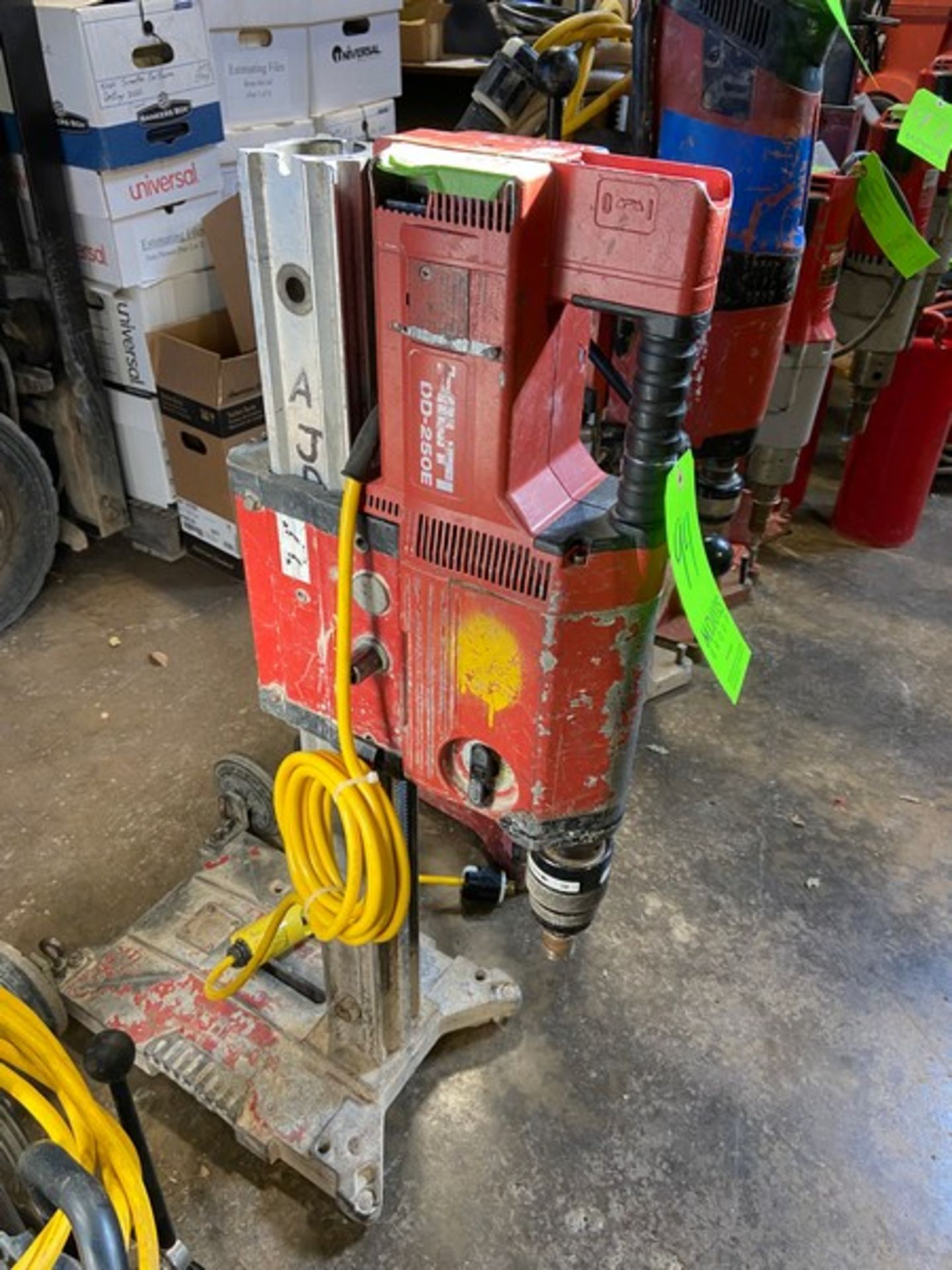 HILTI Core Drill, M/N DD 250 E, S/N 502822, Mounted on Portable Frame (LOCATED IN MONROEVILLE, PA)( - Bild 4 aus 7