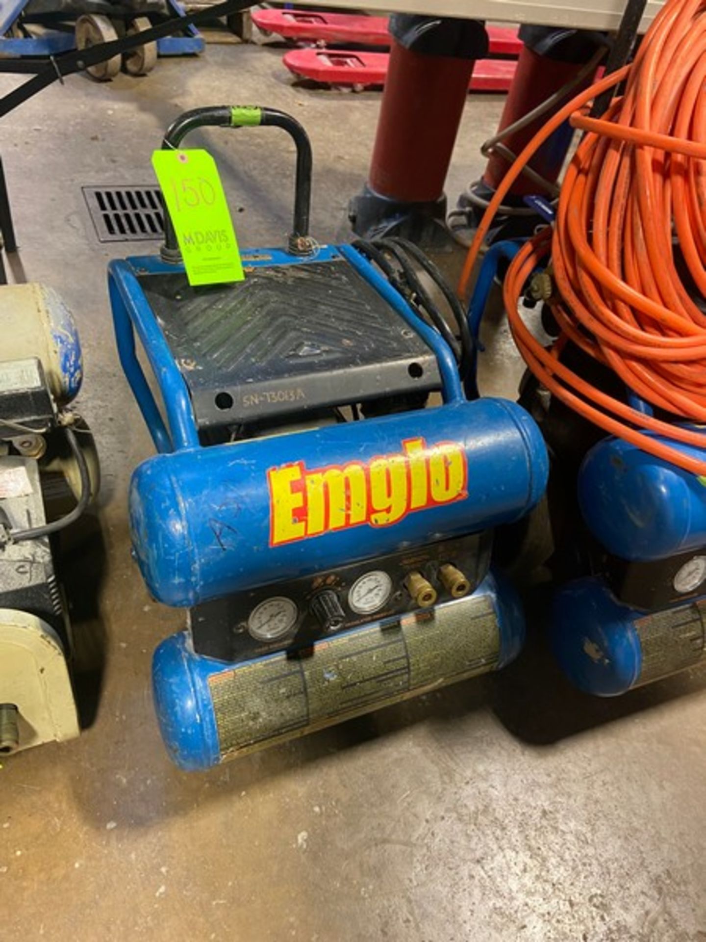 Emglo Portable Air Compressor, with S/S Diaphragm Pump, with Orange Hose, Mounted on Portable Wheels - Image 2 of 3