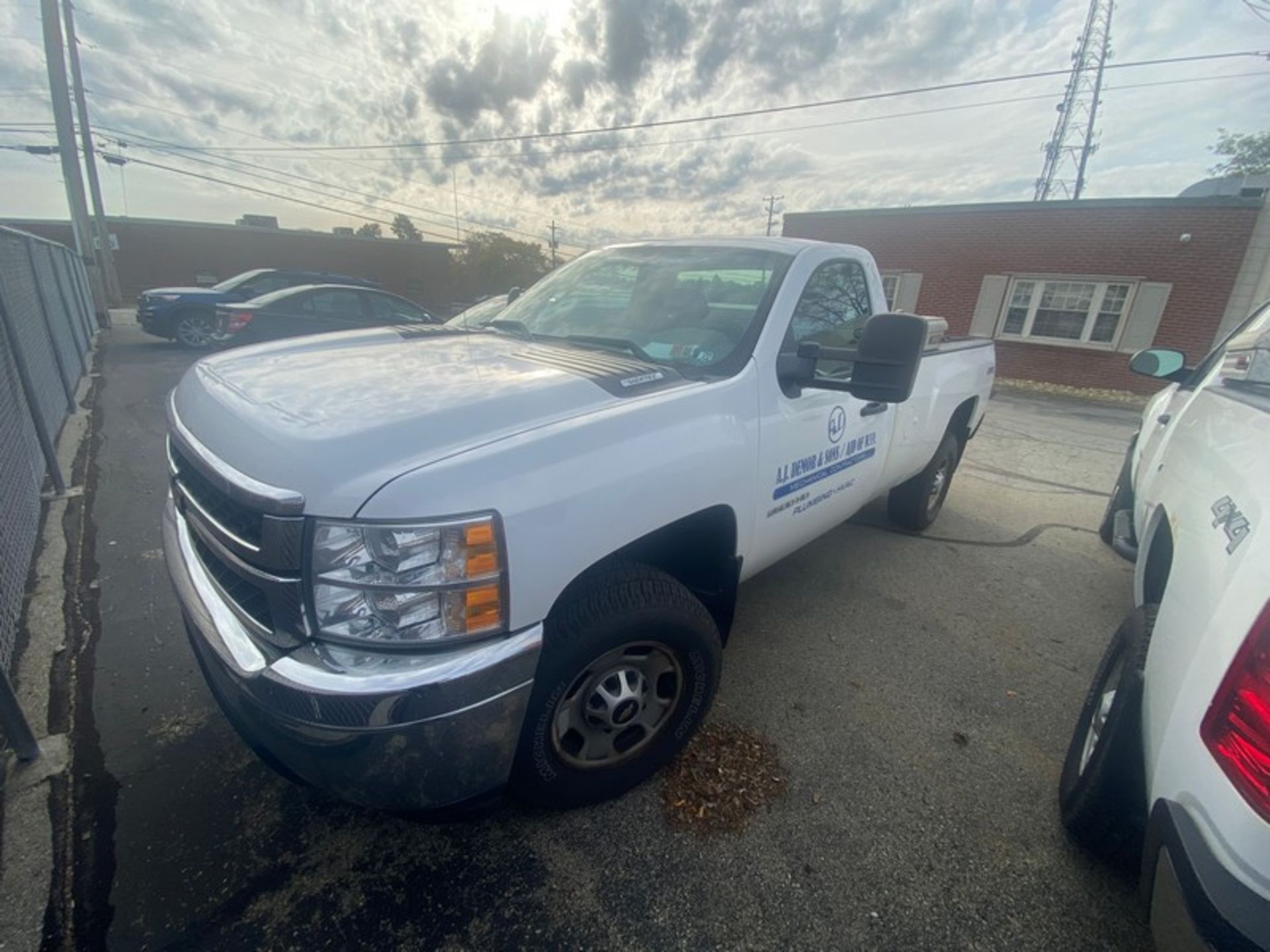 2013 Silverado 2500 HD Pick Up Truck, with Weather Guard Bed Tool Box, Model: K20903, VIN#: