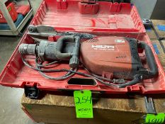 HILTI Power Rotary Hammer Drill, M/N TE 1500-AVR, with Power Cord & Hard Case (LOCATED IN