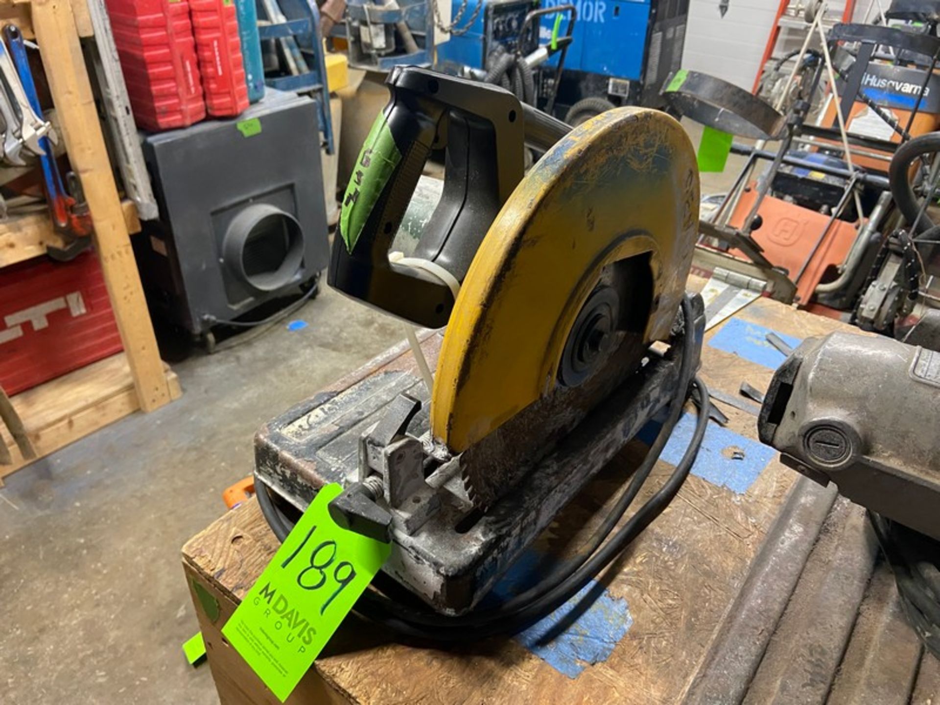 DeWalt 14” Chop Saw, S/N 89600, 120 Volts, 3800 RPM (LOCATED IN MONROEVILLE, PA)(RIGGING, LOADING, &