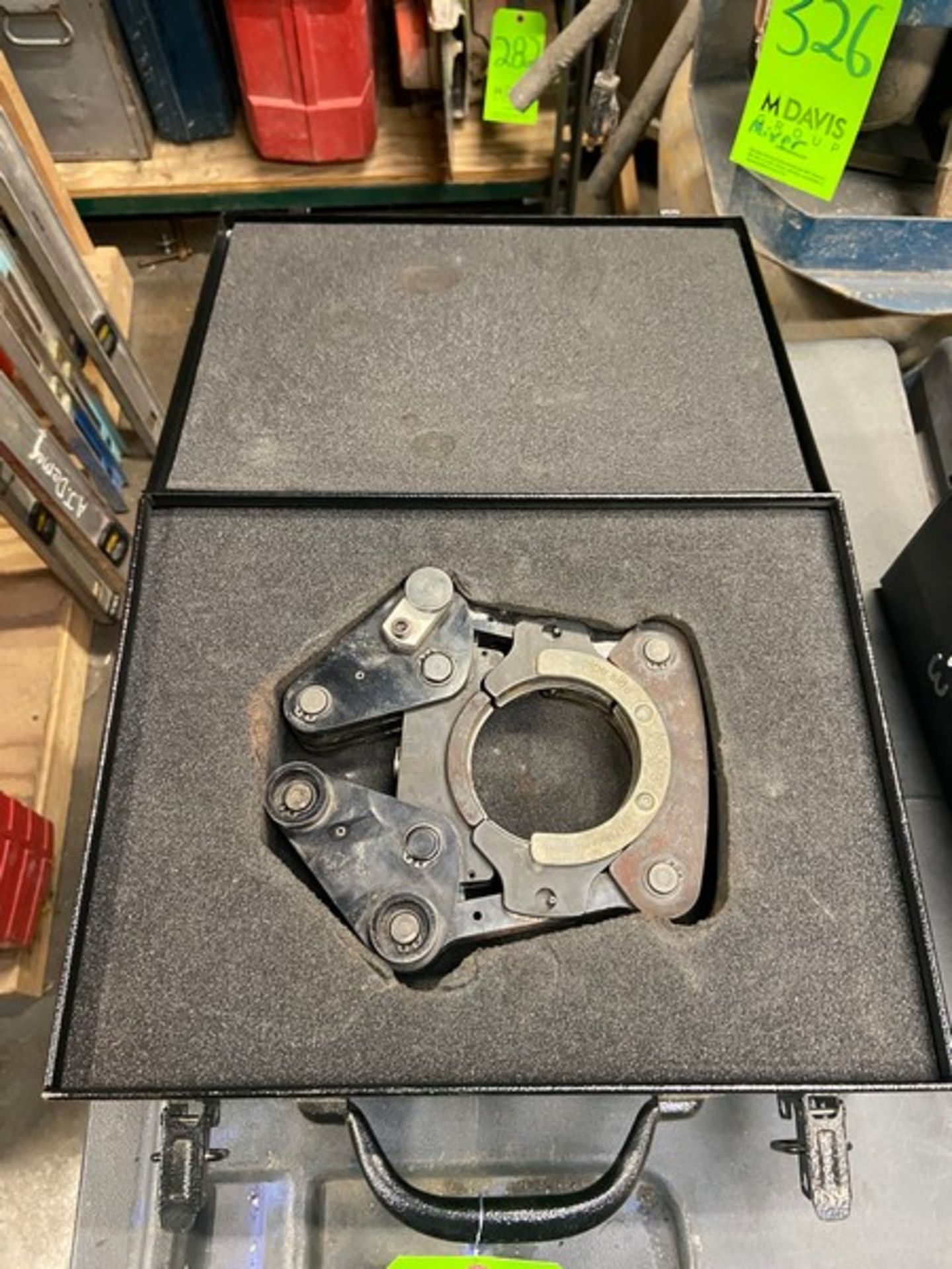 NIBCO 3” Pressing Chain, M/N PC-3, with Hard Case (LOCATED IN MONROEVILLE, PA) - Bild 2 aus 4