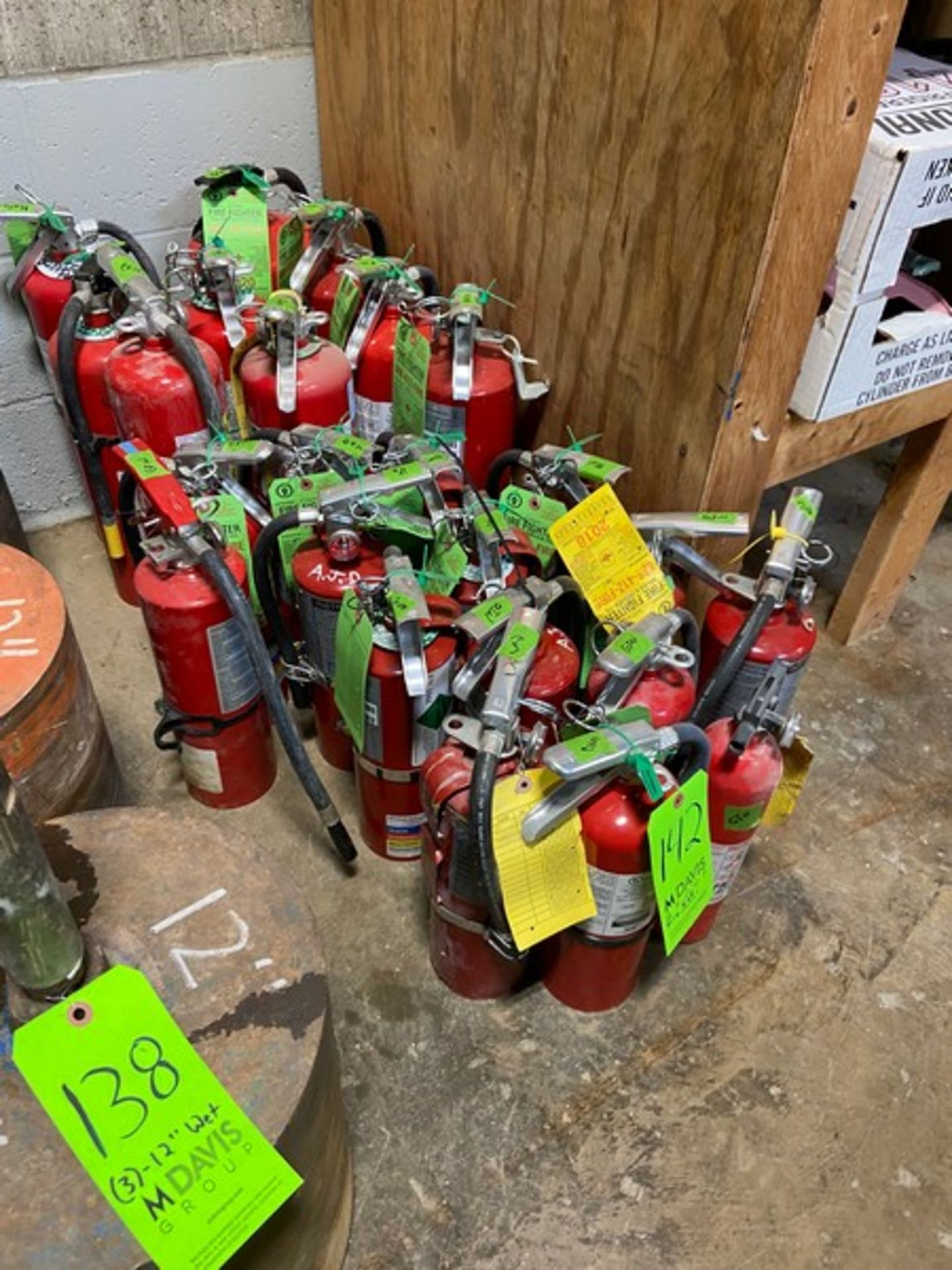 (22) Fire Extinguishers, Assorted Sizes (LOCATED IN MONROEVILLE, PA)(RIGGING, LOADING, & SITE - Image 4 of 4