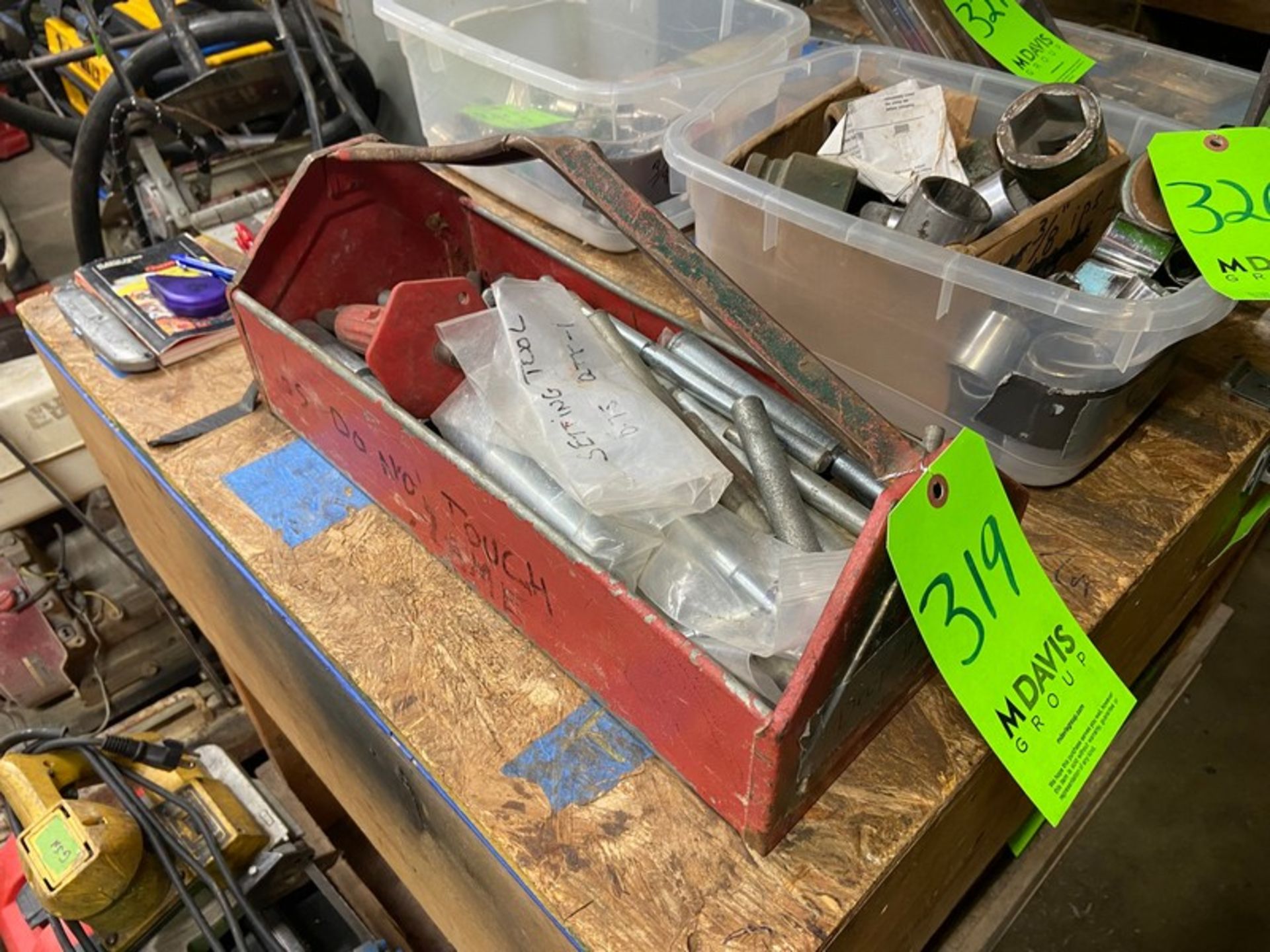 Assorted Drop In Punch, Includes Tool Box (LOCATED IN MONROEVILLE, PA)