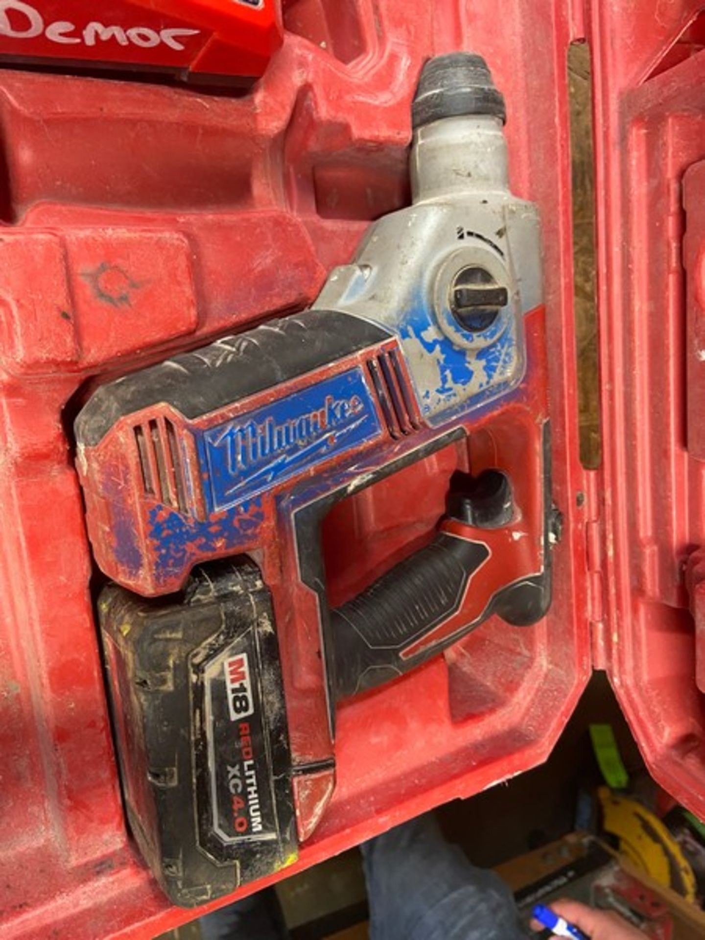 Milwaukee Cordless Hammer Drill, with Milwaukee Charger M12 M18, with RedLithium XC 4.0 Battery & - Image 2 of 10