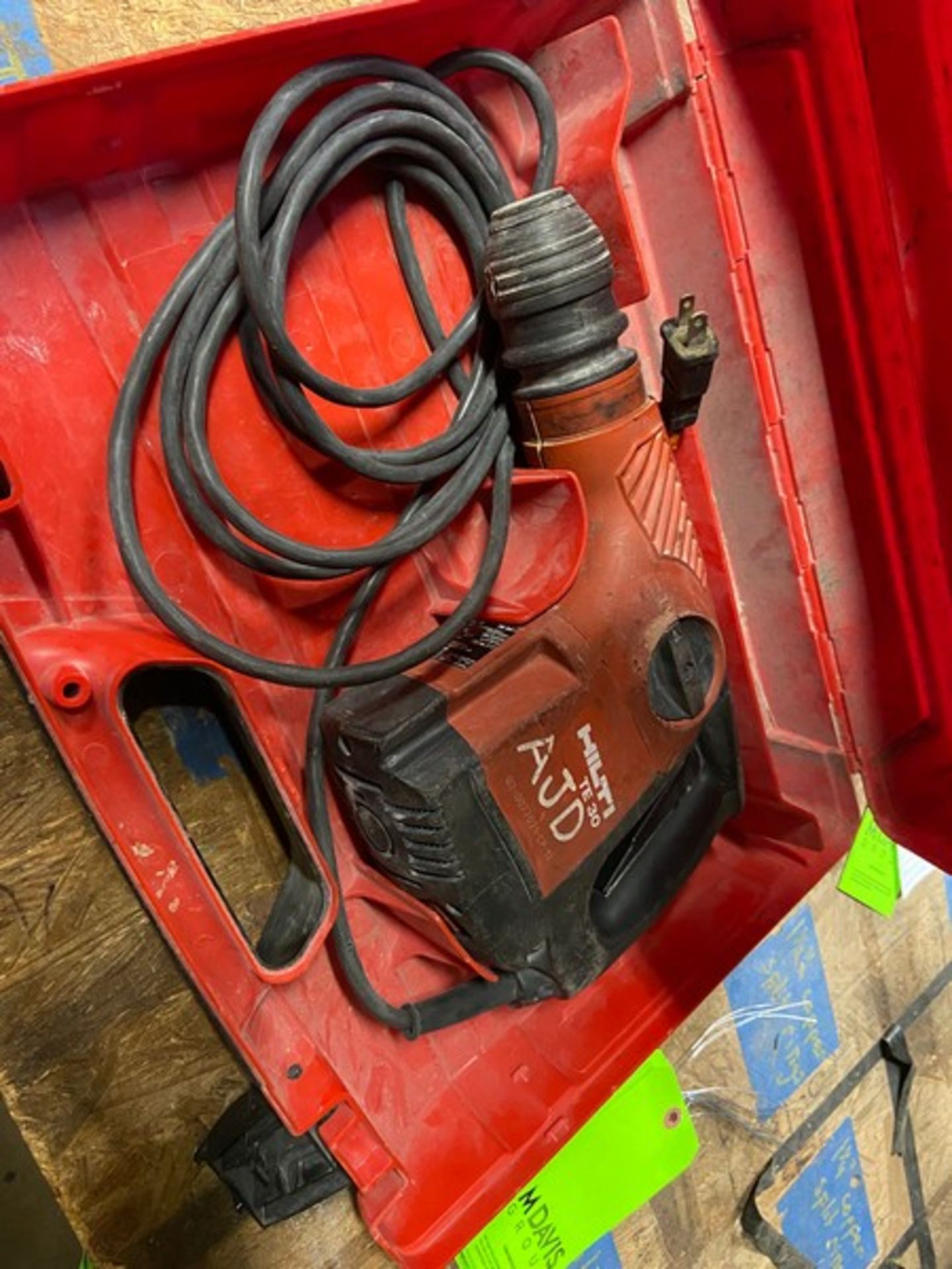 HILTI Rotary Hammer Drill, M/N TE 30, with Power Cord & Hard Case (LOCATED IN MONROEVILLE, PA)