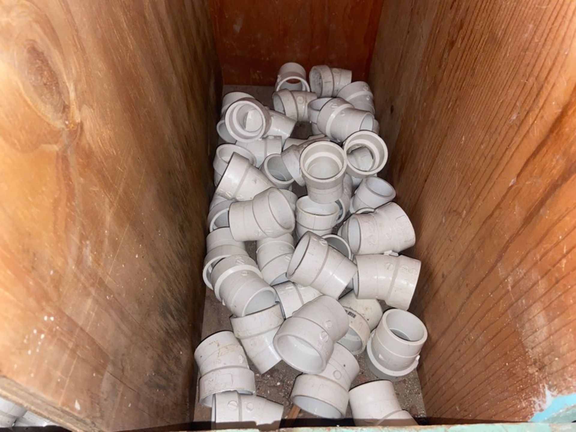 (43) 1 1/2 DWC PVC STREET 22’ (Bin:C11)(LOCATED IN MONROEVILLE, PA)