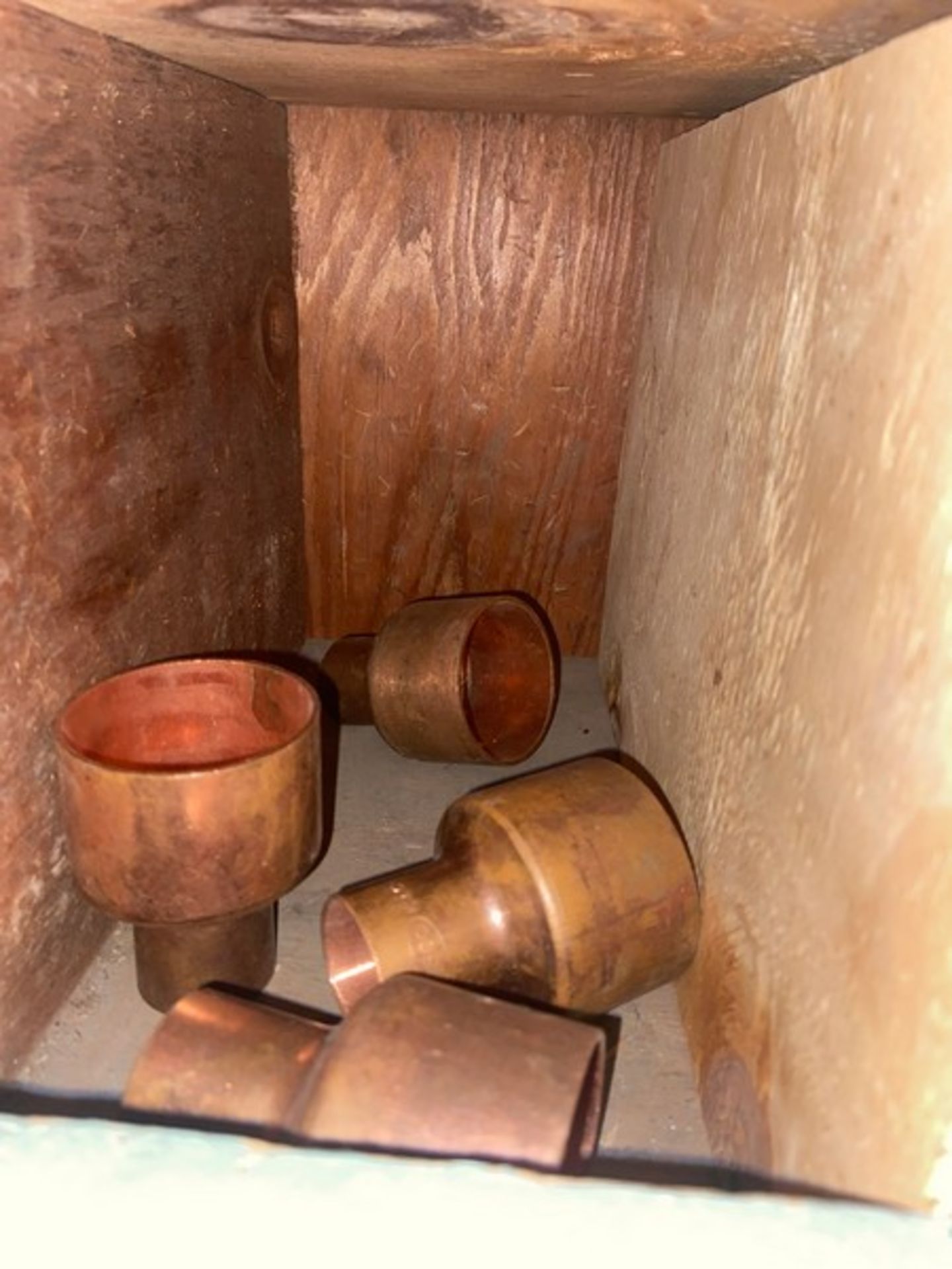 (4) 2" X 1" Fitting Reducer (Bin: B45); (4) Copper 2" x 1-1/4" Fitting Reducer (Bin: B46) (LOCATED