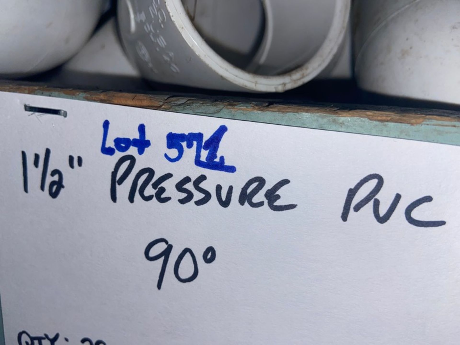 (17) 1-1/2" Pressure PVC Street 90' (Bin: H5); (29) 1-1/2" Pressure PVC 90' (Bin: H5) (LOCATED IN - Image 5 of 9