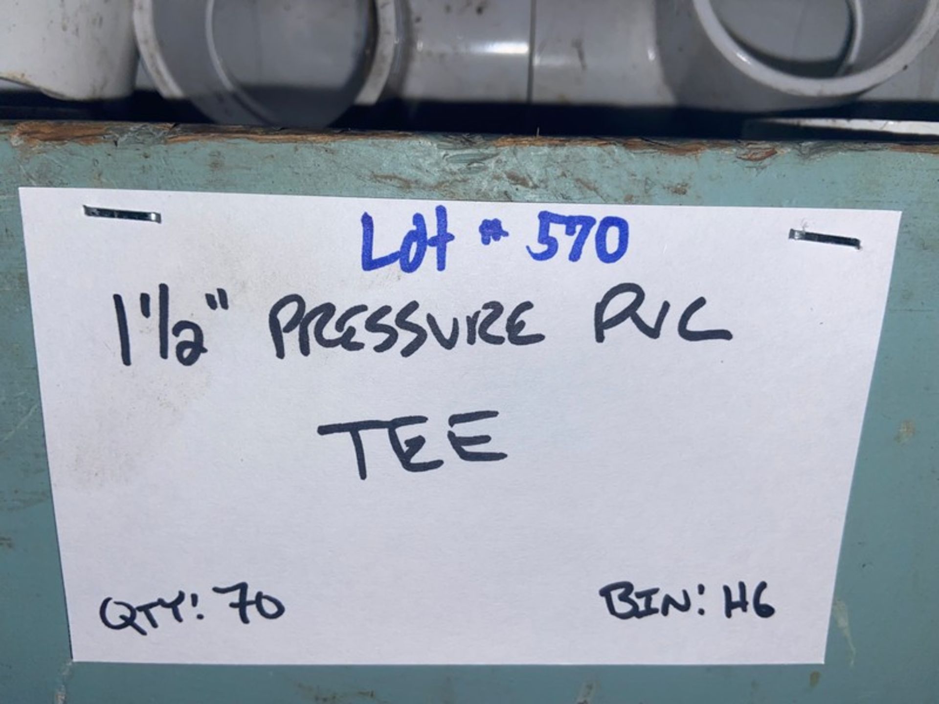 (70) 1-1/2" Pressure PVC Tee (Bin: H6) (LOCATED IN MONROEVILLE, PA) - Bild 4 aus 6