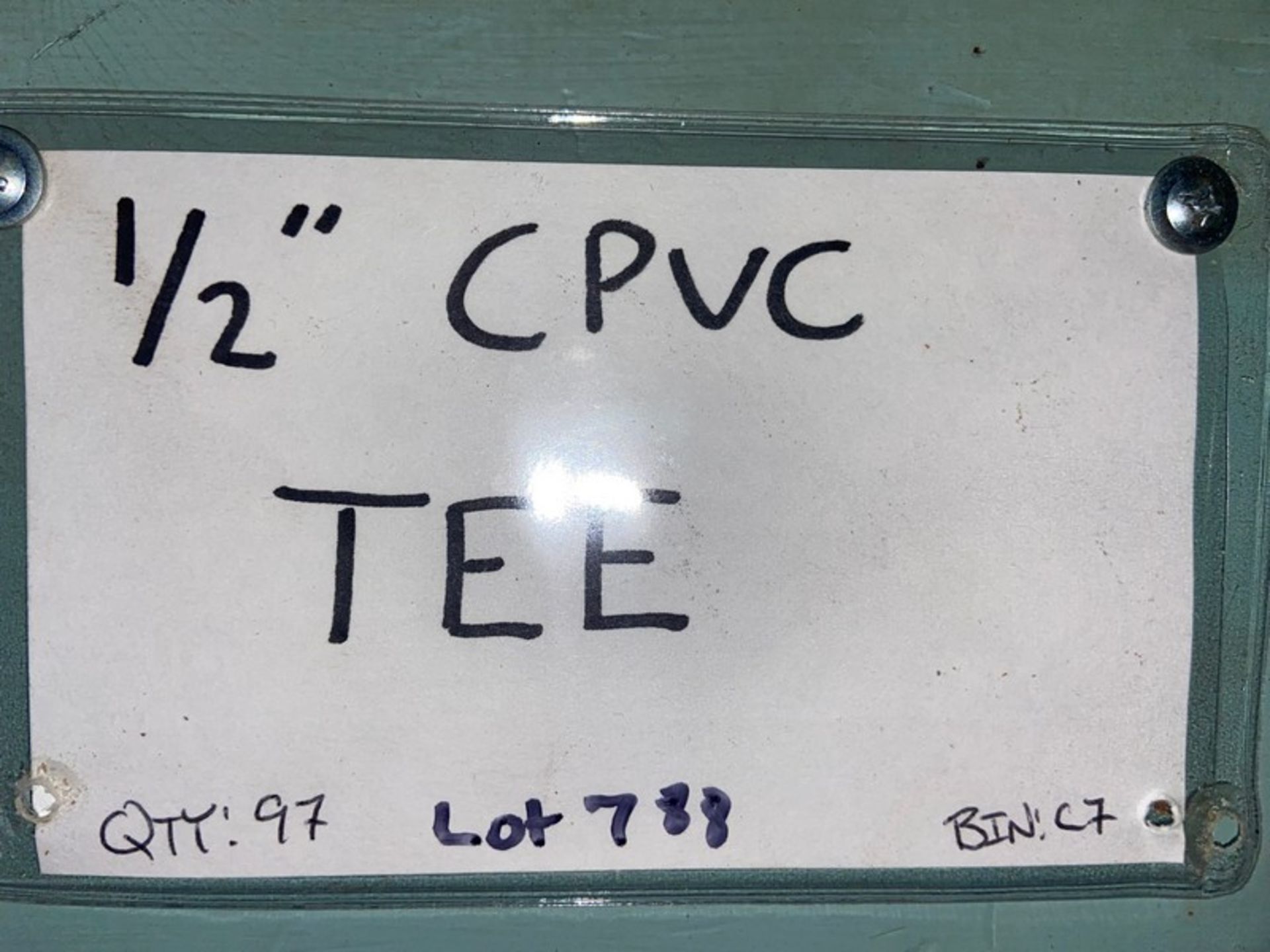 (97) 1/2” CPVC TEE (Bin:C7) (LOCATED IN MONROEVILLE, PA) - Bild 2 aus 2
