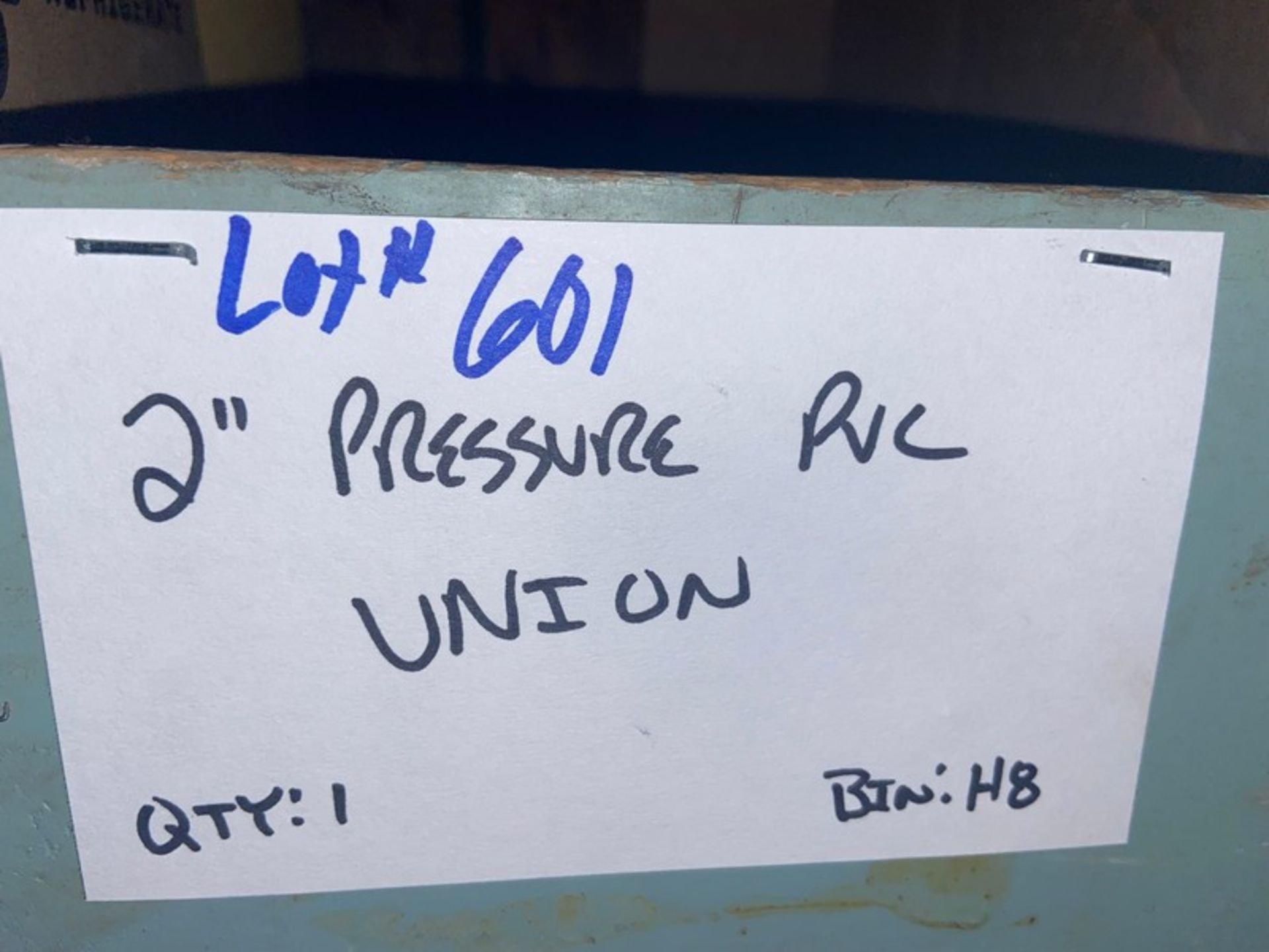 (15) 2” Pressure PVC TEE (Bin:H8); (1) 2” Pressure PVC Union (Bin:H8); (3) 2” Pressure PVC Male - Bild 5 aus 6