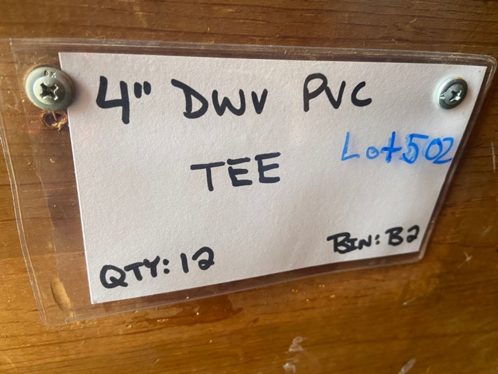 4" DWV PVC TEE (Bin: B2) (Trailer #5) (LOCATED IN MONROEVILLE, PA) - Bild 2 aus 4