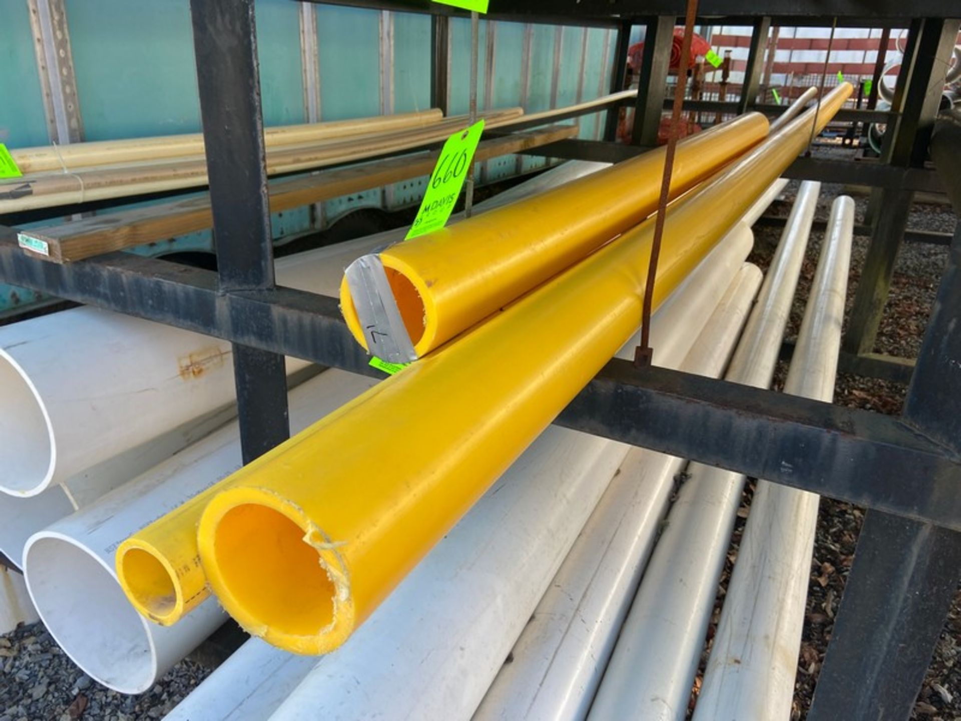 Straight Sections of Yellow PVC Pipe (LOCATED IN MONROEVILLE, PA) (RIGGING, LOADING, & SITE - Bild 2 aus 2