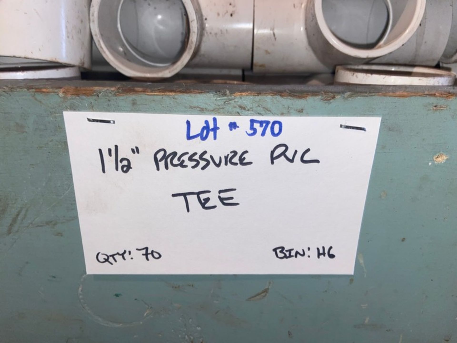 (70) 1-1/2" Pressure PVC Tee (Bin: H6) (LOCATED IN MONROEVILLE, PA) - Bild 6 aus 6