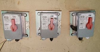 Qty (3) - Hubbell disconnect 30 amp capacity - NEMA 4X Washdown