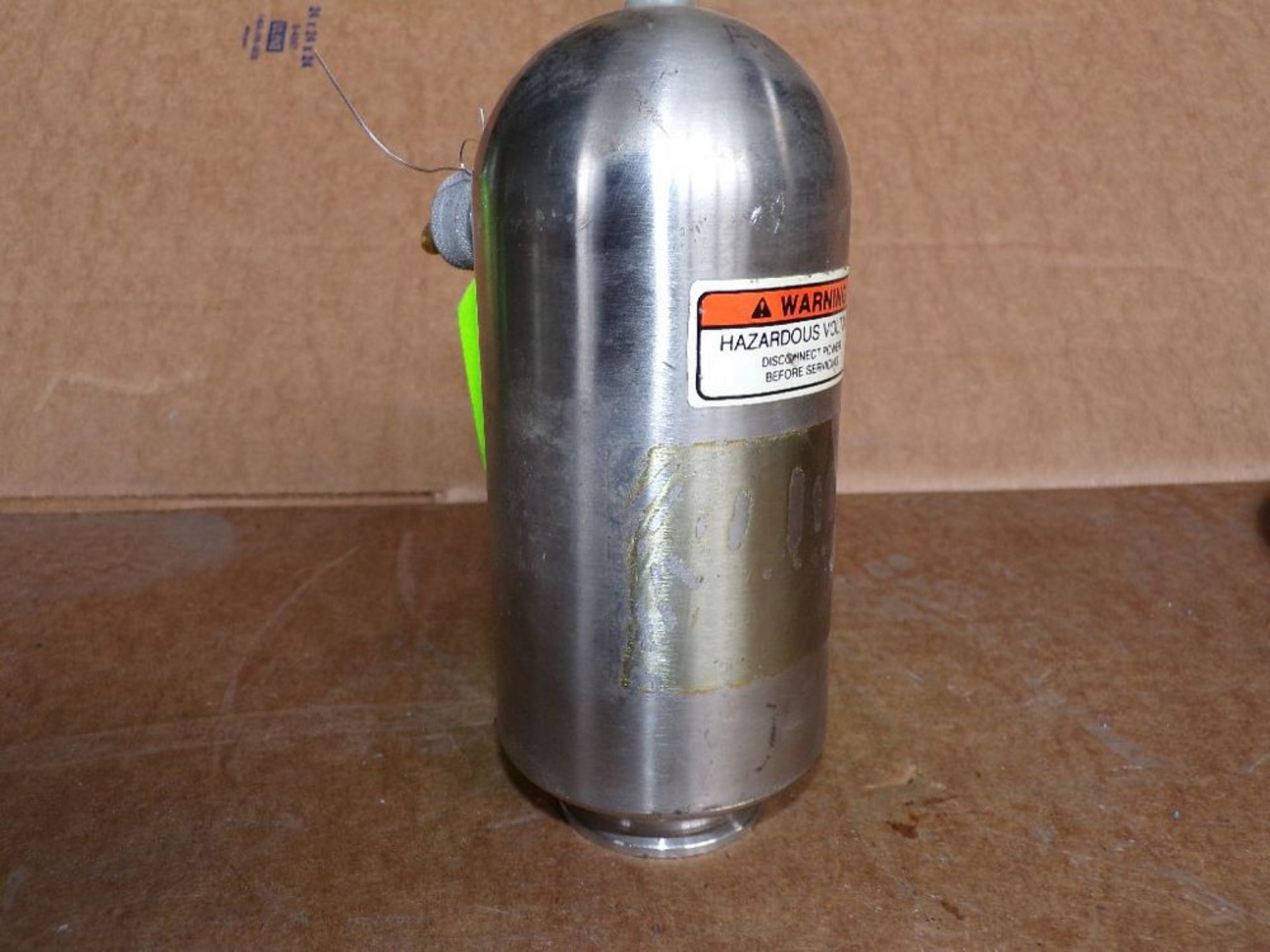 Qty (1) Tri-flo 1 1/2 in. sanitary pressure transmitter model: 74-42b-3-s-1 1/2, 20-50 psi, 24 VDC - Image 2 of 2