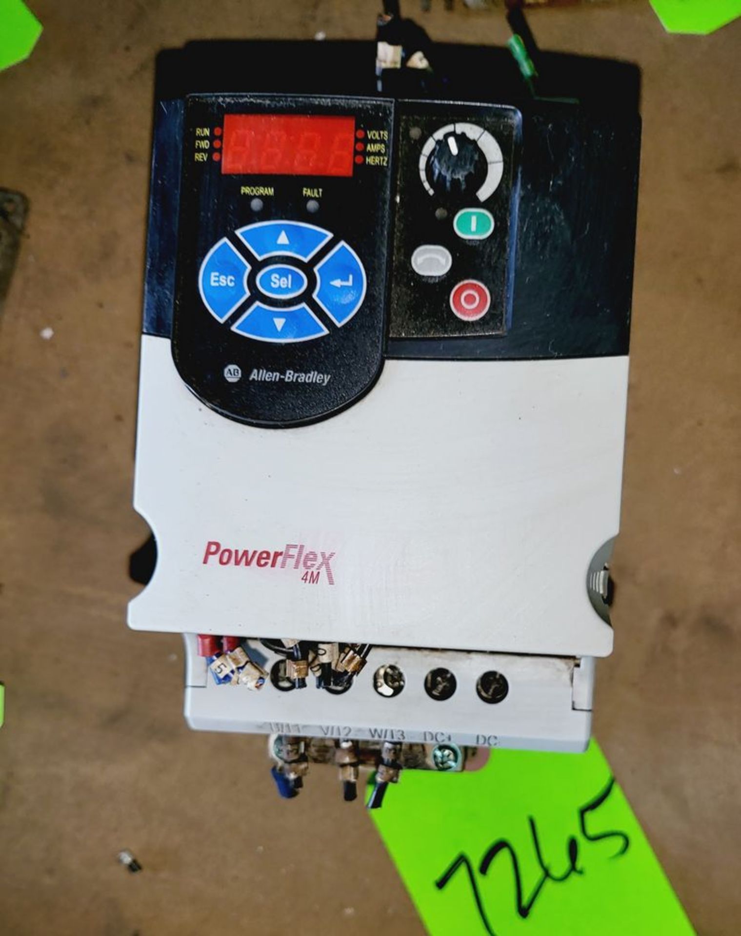 Qty (1) Allen Bradley PowerFlex 4M - 3 hp - 3 phase - 380-460 volt input - 460 volt output