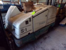 Power Operated Cleaning Machine - Tennant Company Type LP No. : D187618 - S/N: 7400-3680 - Weighs