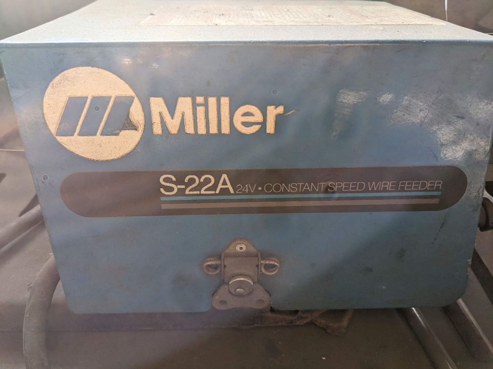 VC Inverter Arc Welder w/ Autolink - Miller Model: 903277 - S/N: KF811723 - Input Voltage: 230/460 - - Image 3 of 5