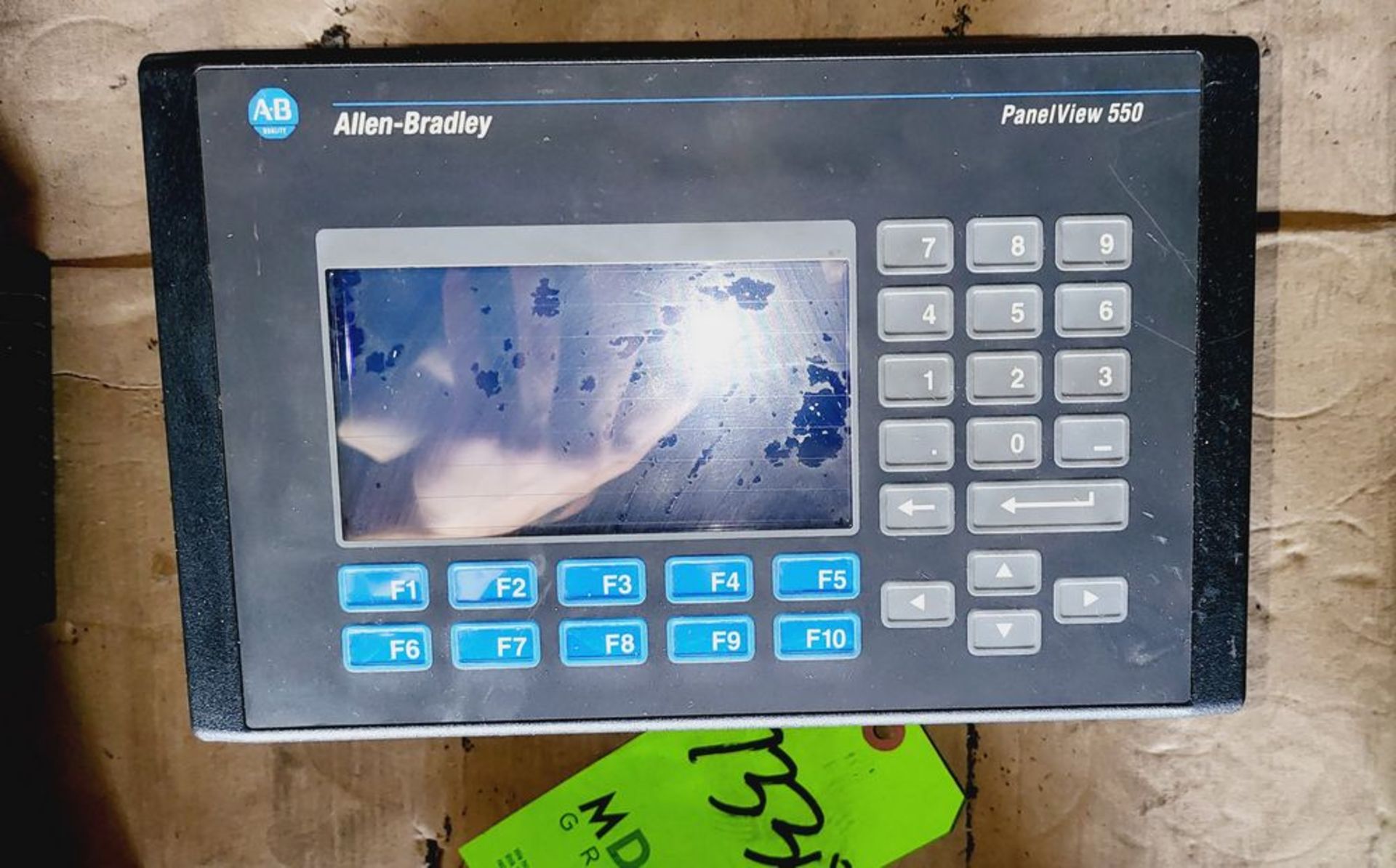 Qty (1) Allen Bradley PanelView 550 Touchscreen, Part Number 2711-B5A16