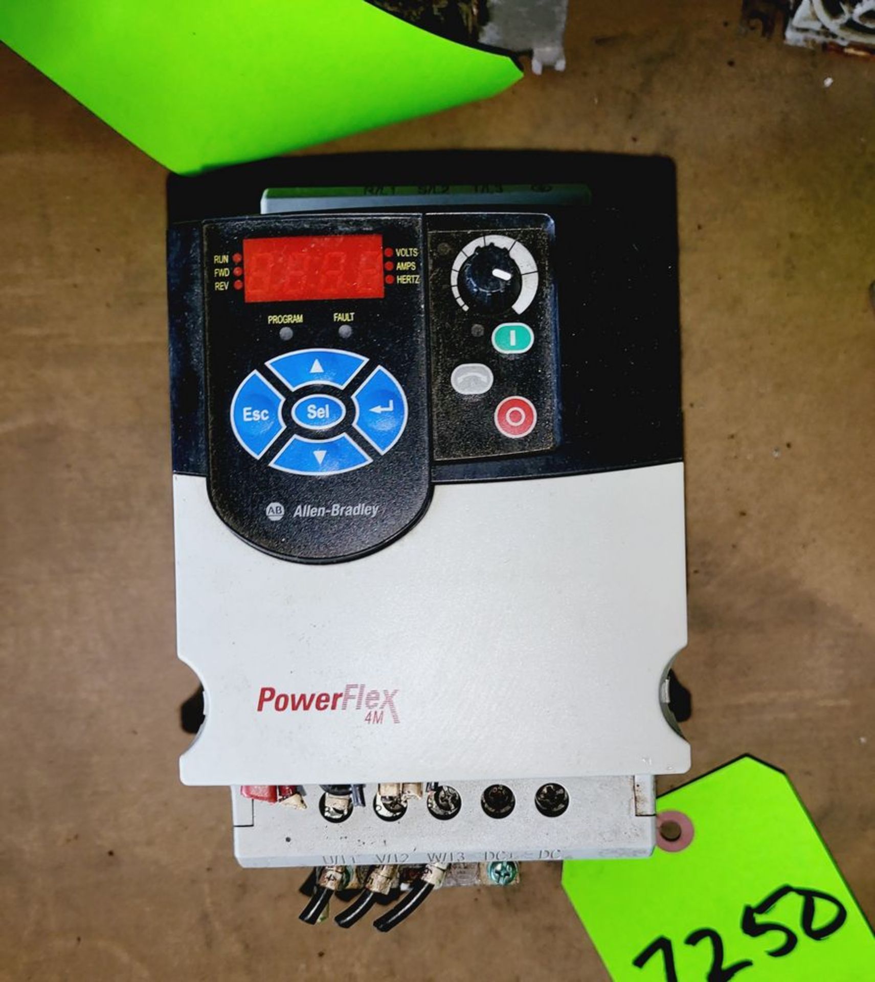 Qty (1) Allen Bradley PowerFlex 4M - 3 hp - 3 phase - 380-460 volt input - 460 volt output