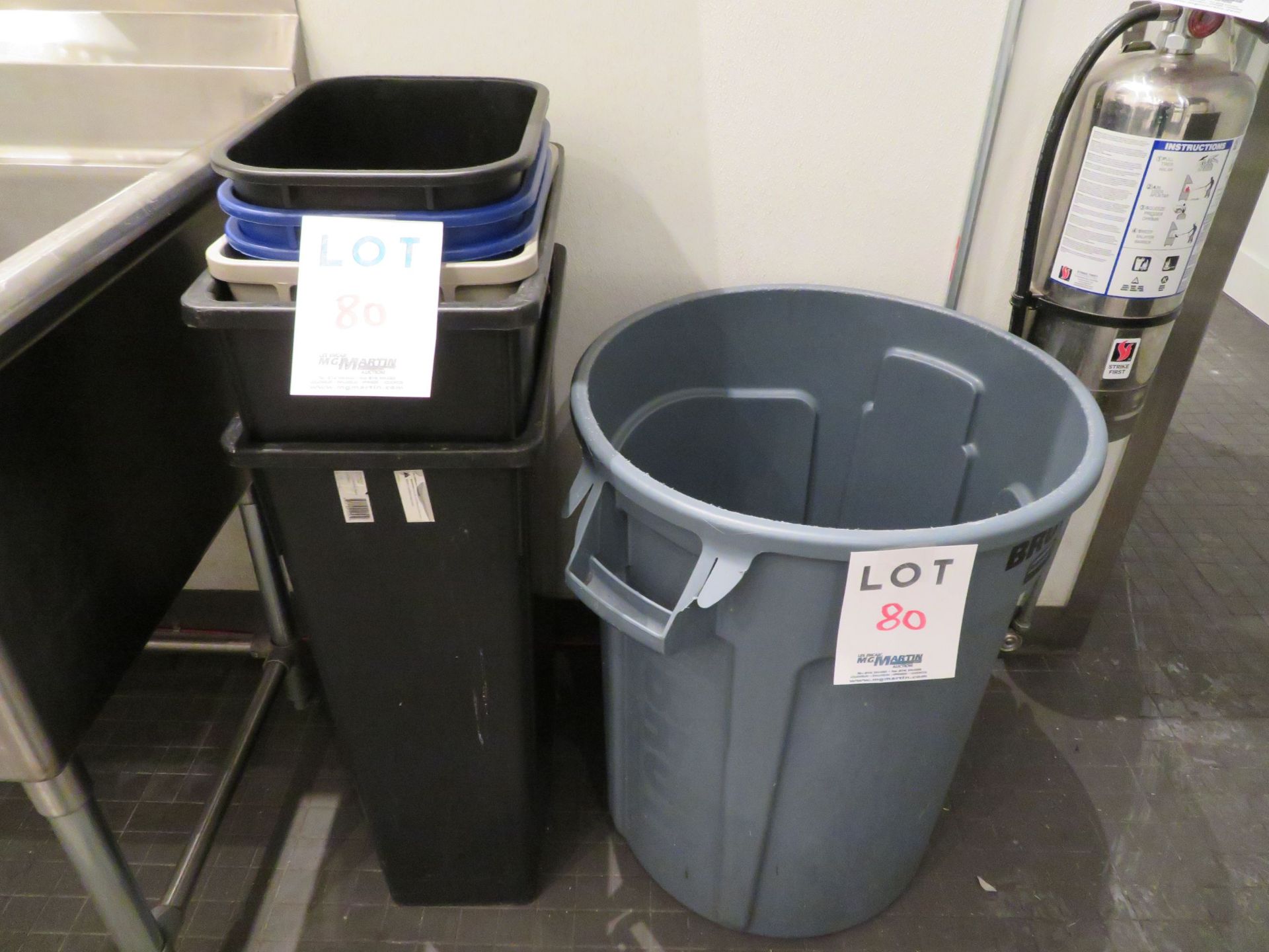 LOT including assorted waste containers (qty 7) ****Please note that LOTS 1A-176 individually are
