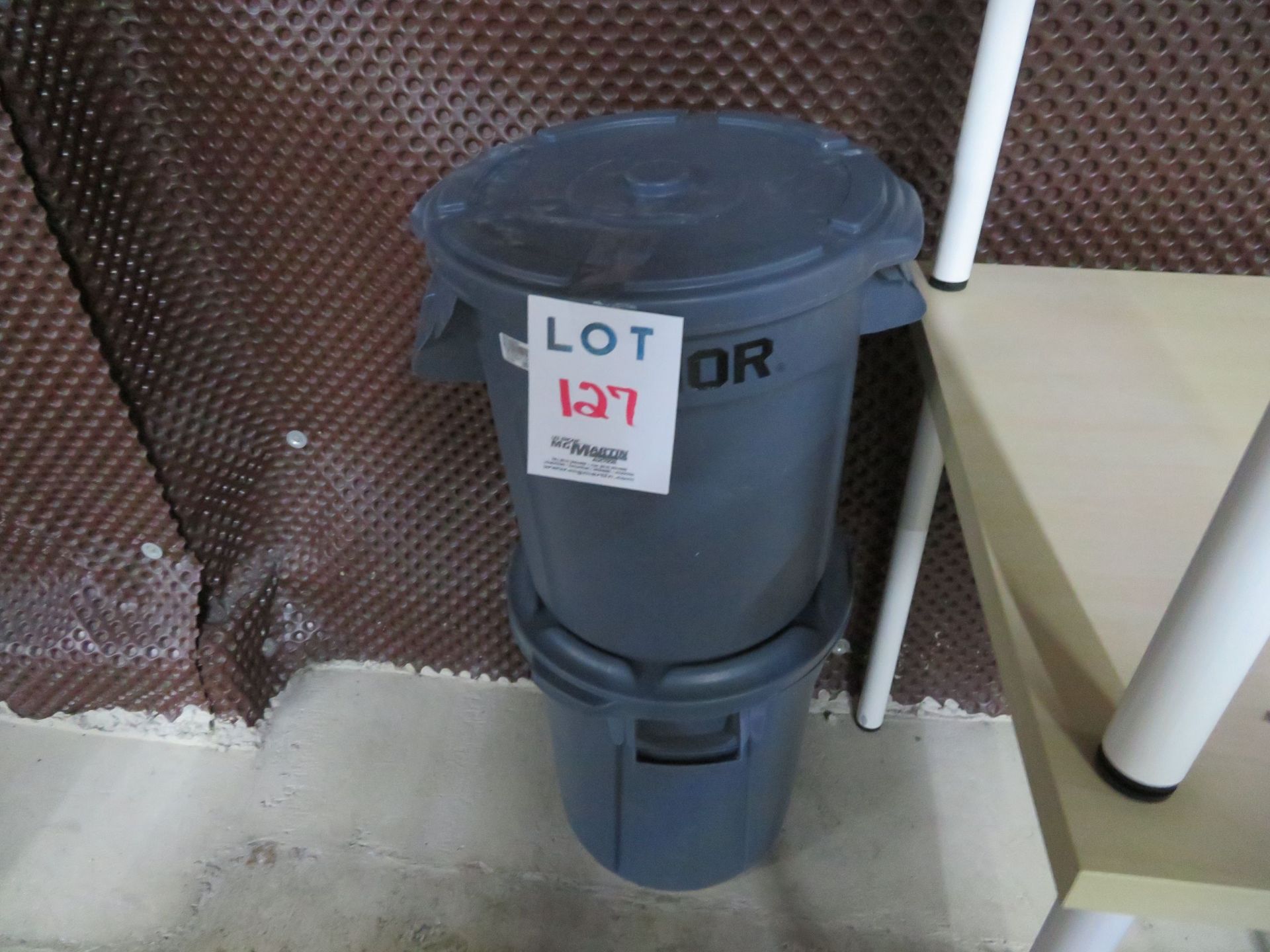 LOT including waste containers (qty 2) ****Please note that LOTS 1A-176 individually are subject