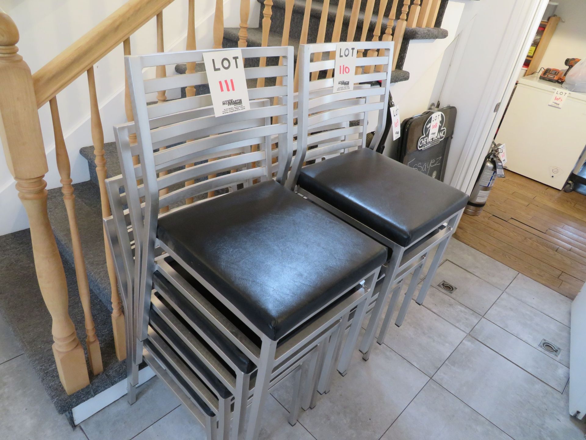 LOT including aluminium chairs with black cushion (qty 4)