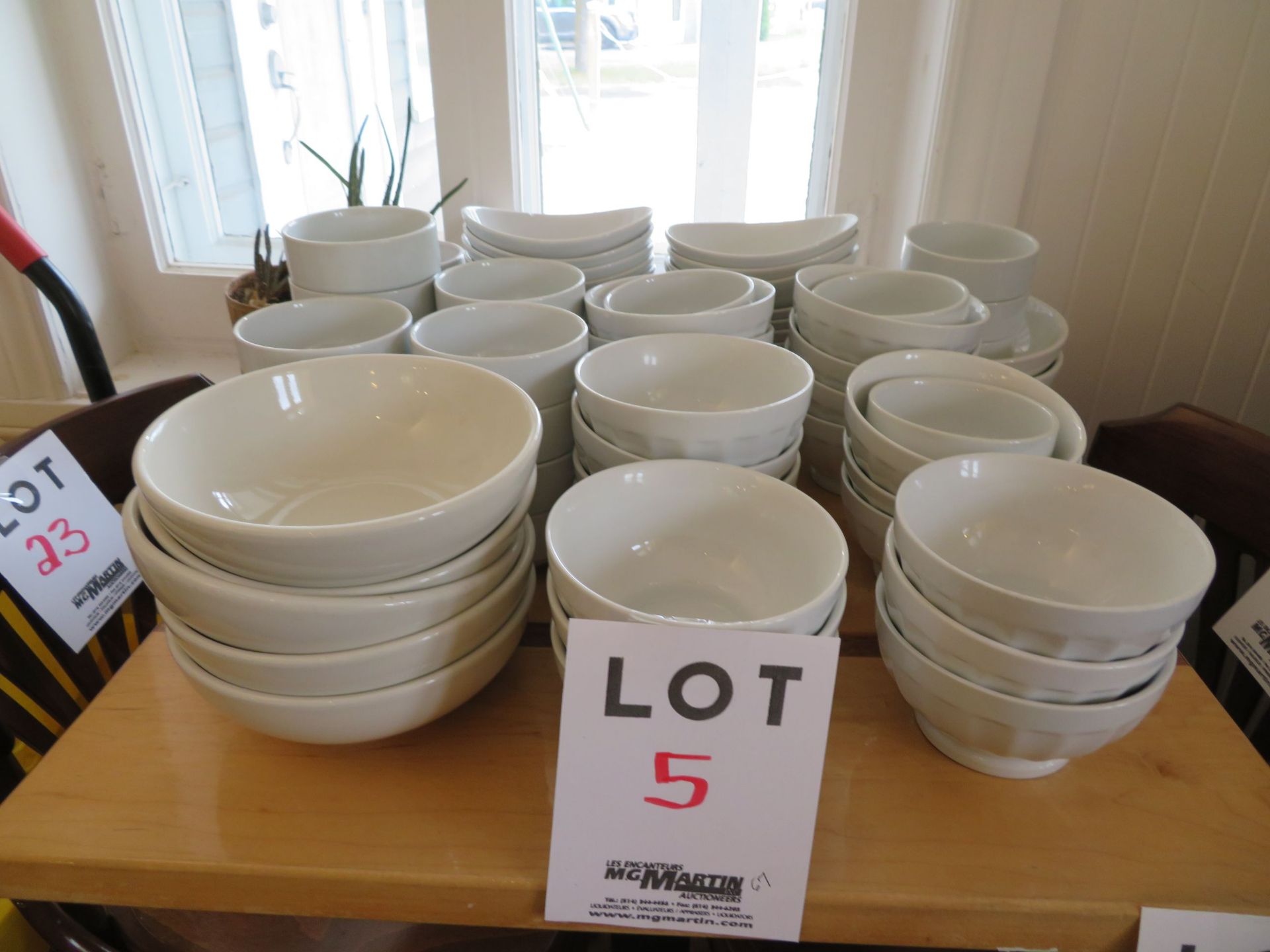 LOT including assorted bowls (qty 67)
