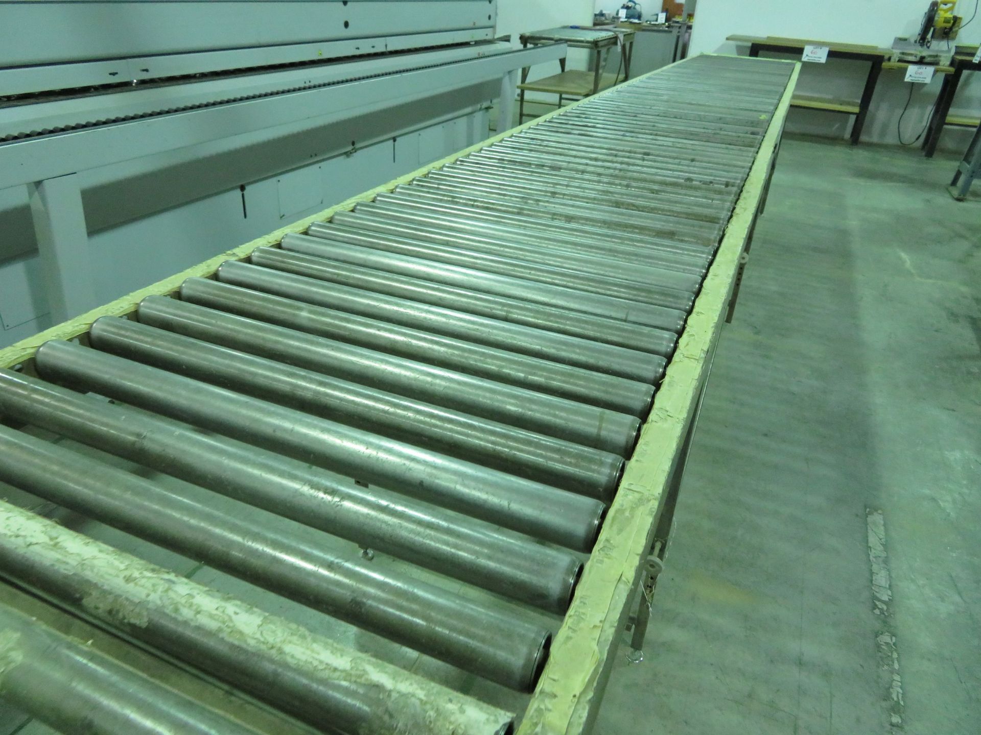 Conveyor roller approx. 30""w x 237"" long - Image 2 of 2