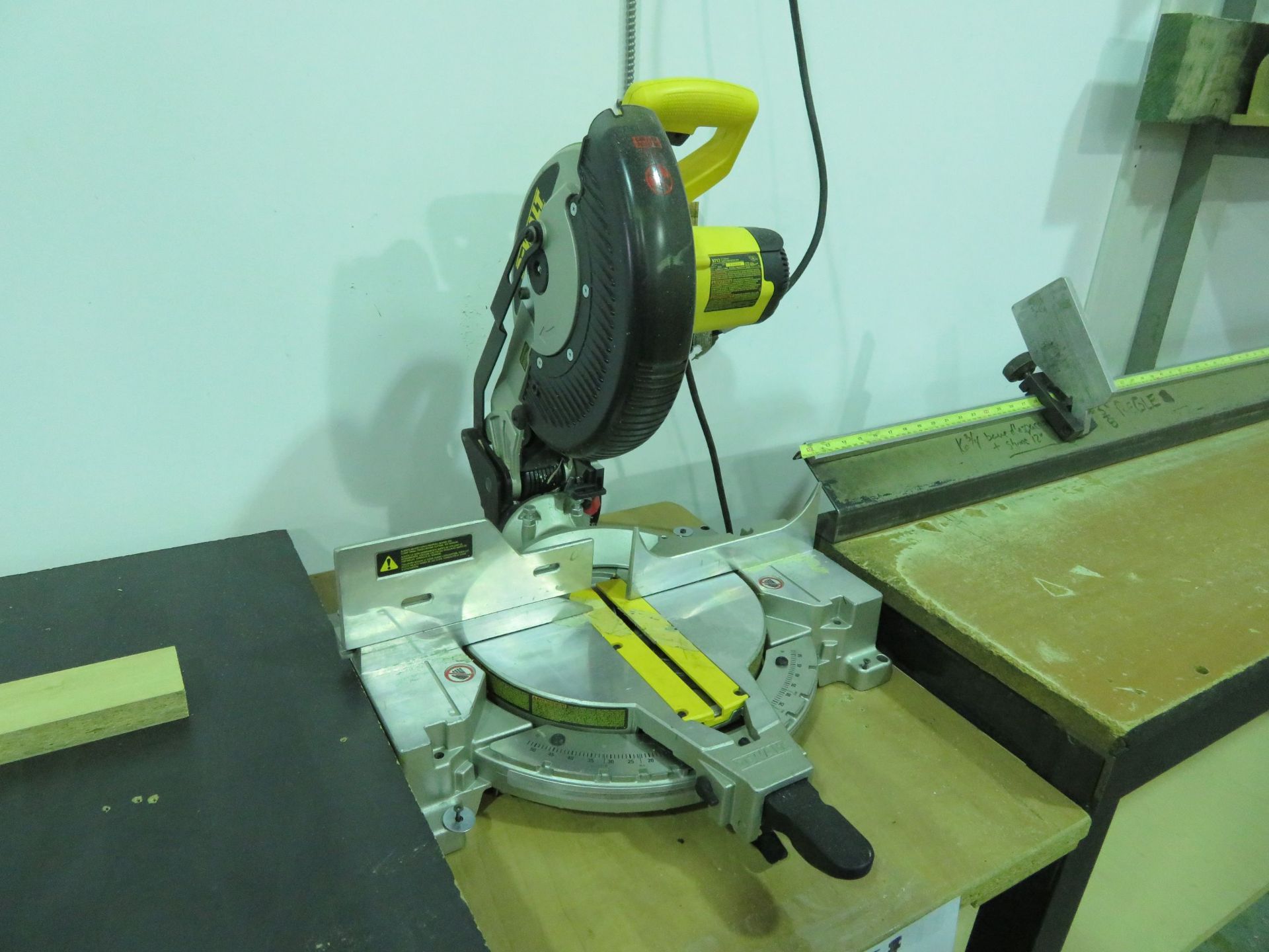 DEWALT miter saw, Mod: DW713 w/ table guide - Image 2 of 3