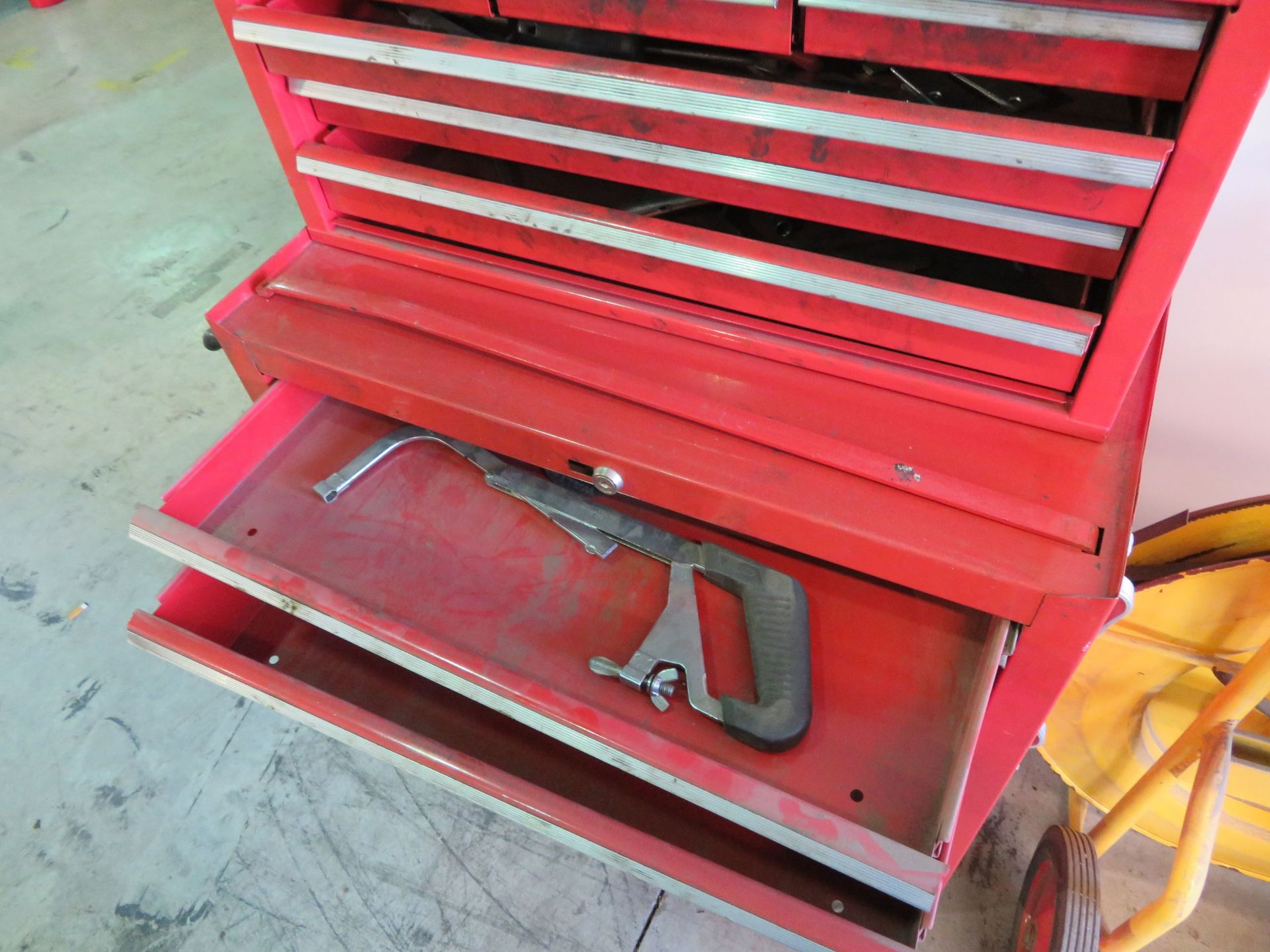 Toolbox on wheels - Image 3 of 3