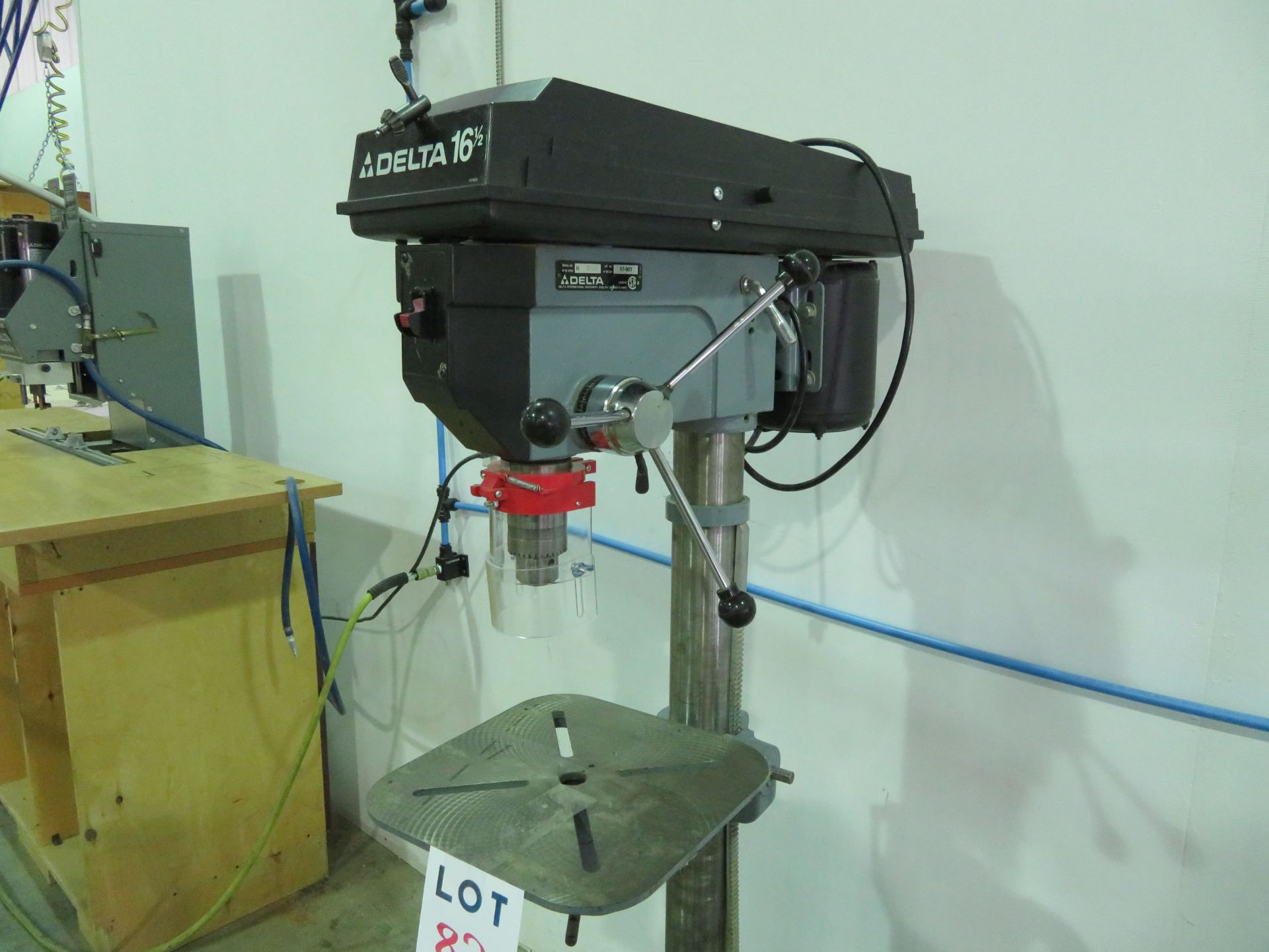 DELTA drill press 16 1/2, Mod: 17-901, 110 Volts - Image 2 of 5