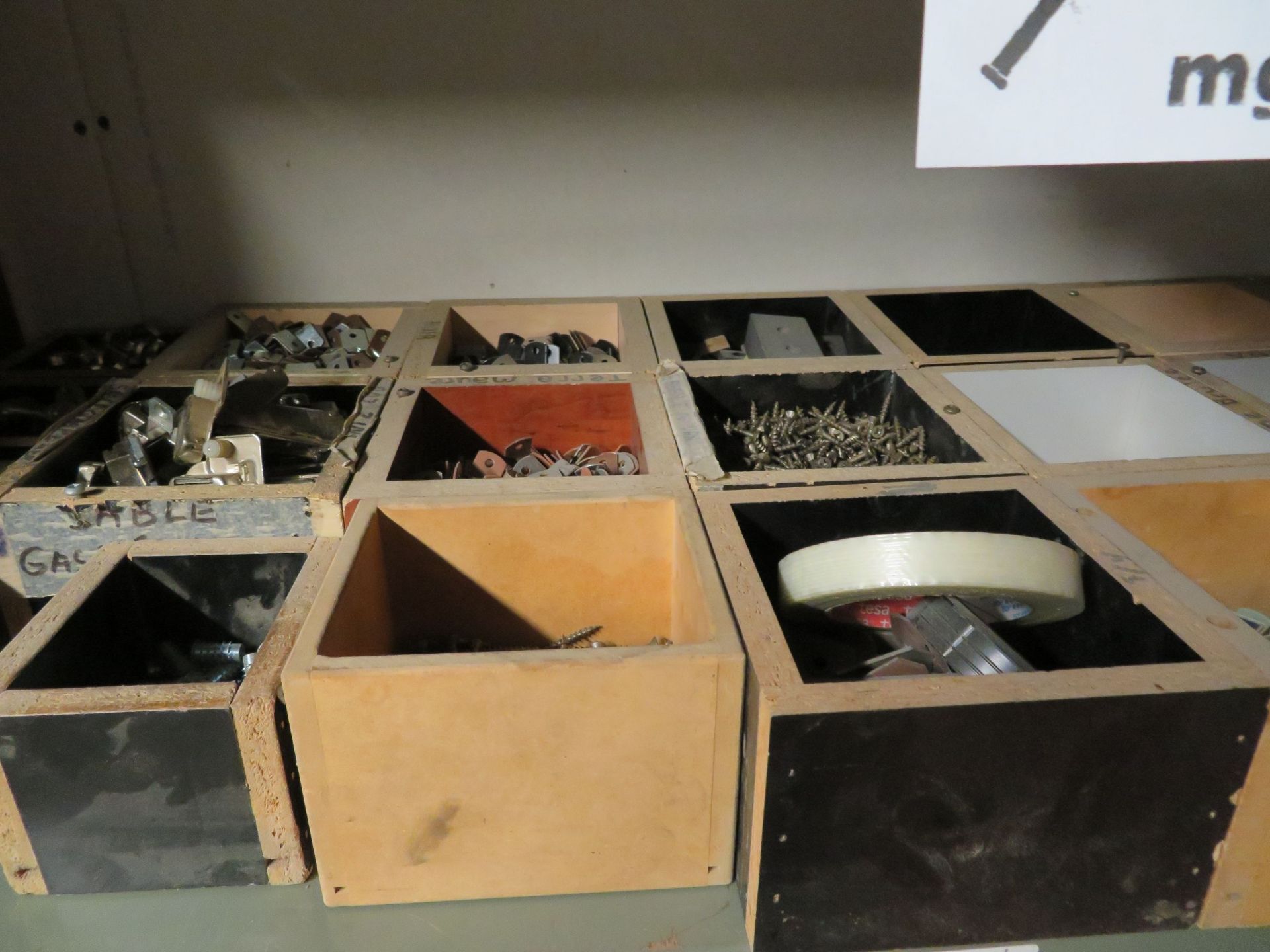 LOT including large quantity of assorted hardware, etc. - Image 4 of 5