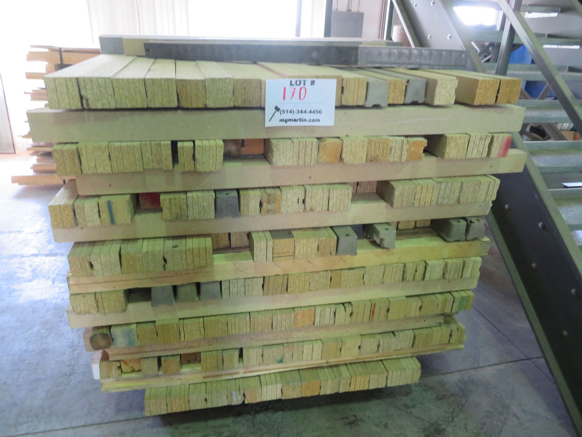 LOT including wood blocks (qty 260)