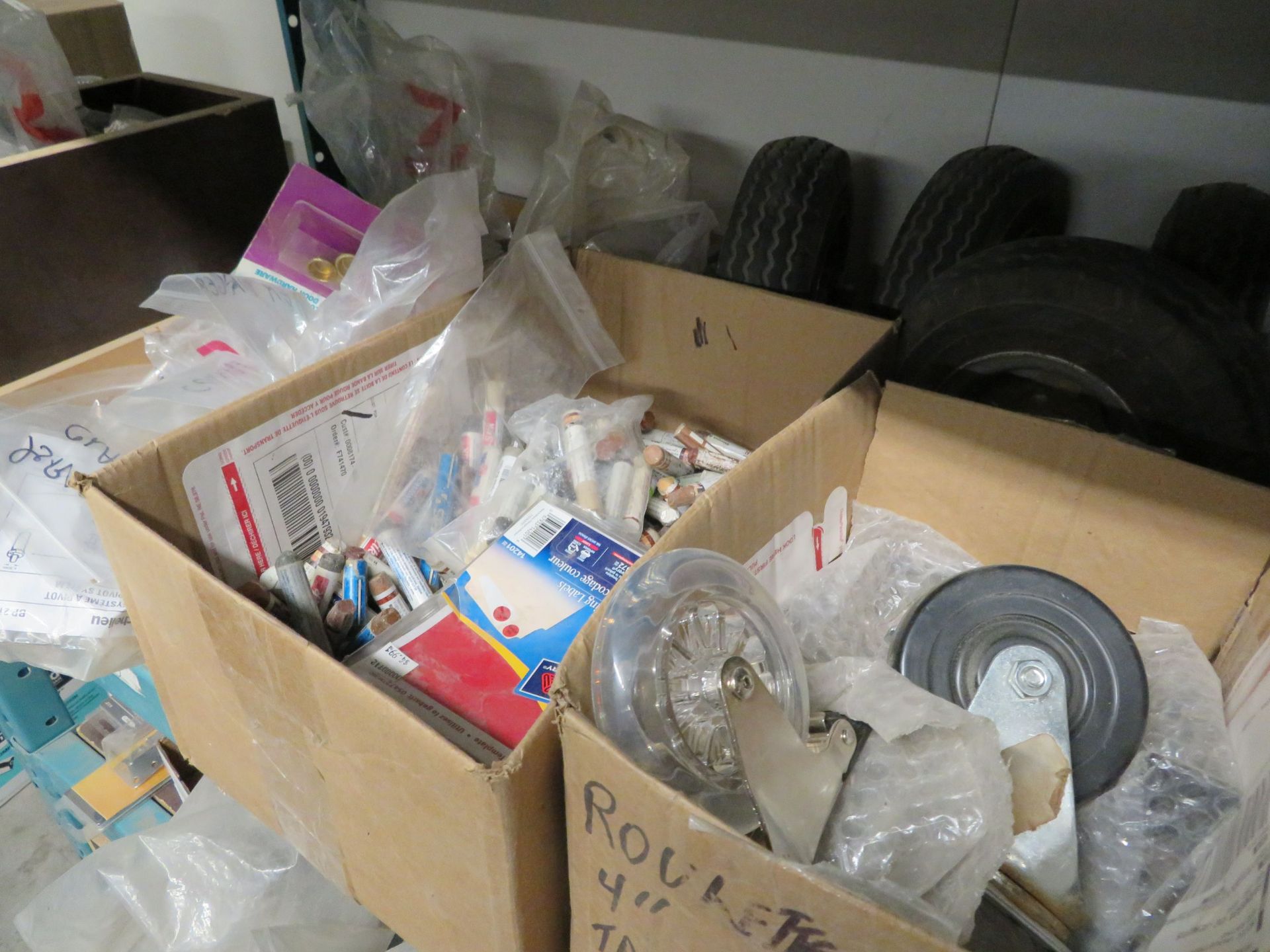 LOT including large quantity of assorted hardware, etc. - Image 6 of 10