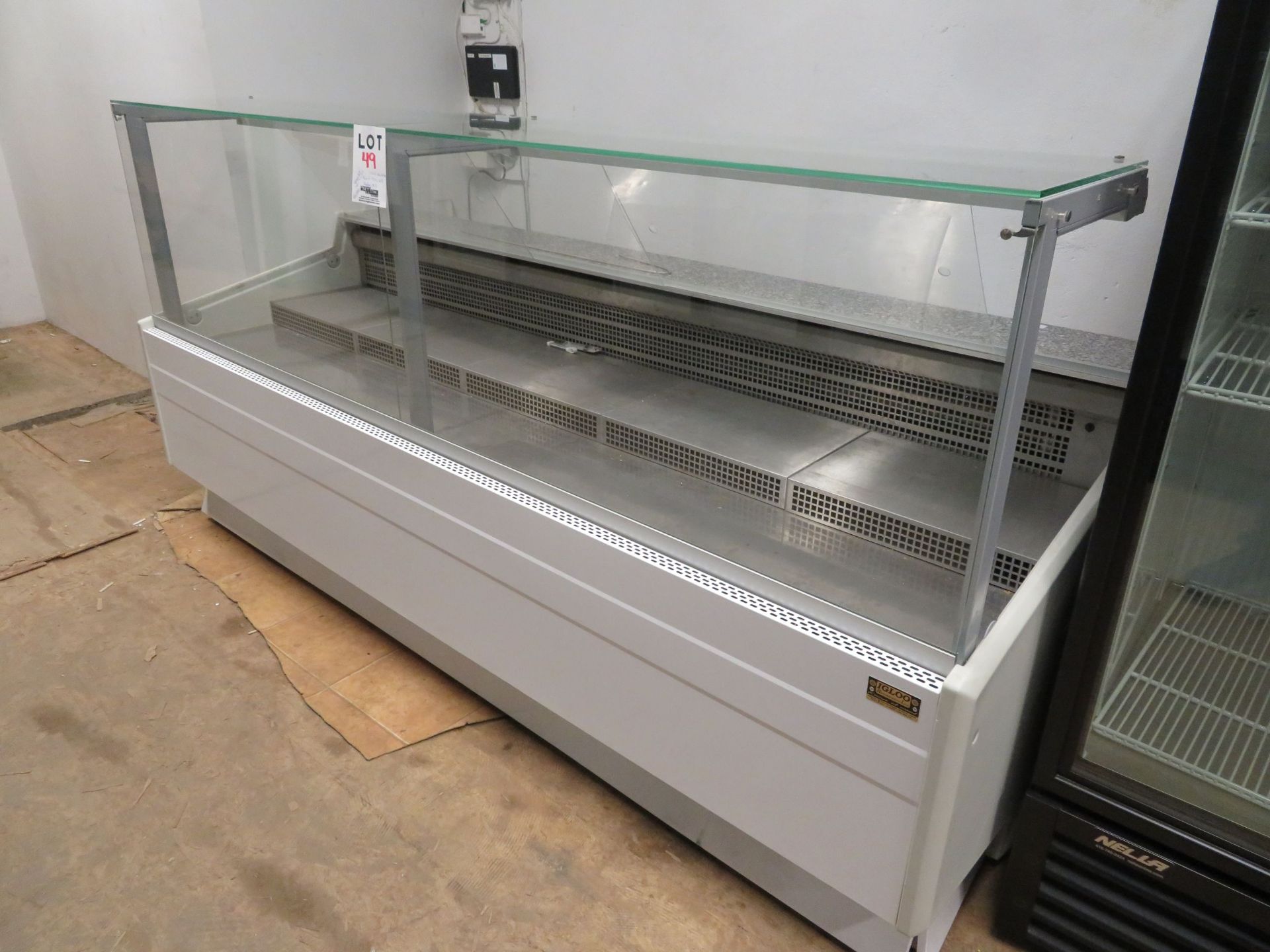 IGLOO refrigerated deli counter, glass display unit, Mod: SUMD8, approx. 96"w x 37"d x 50"h - Image 2 of 5