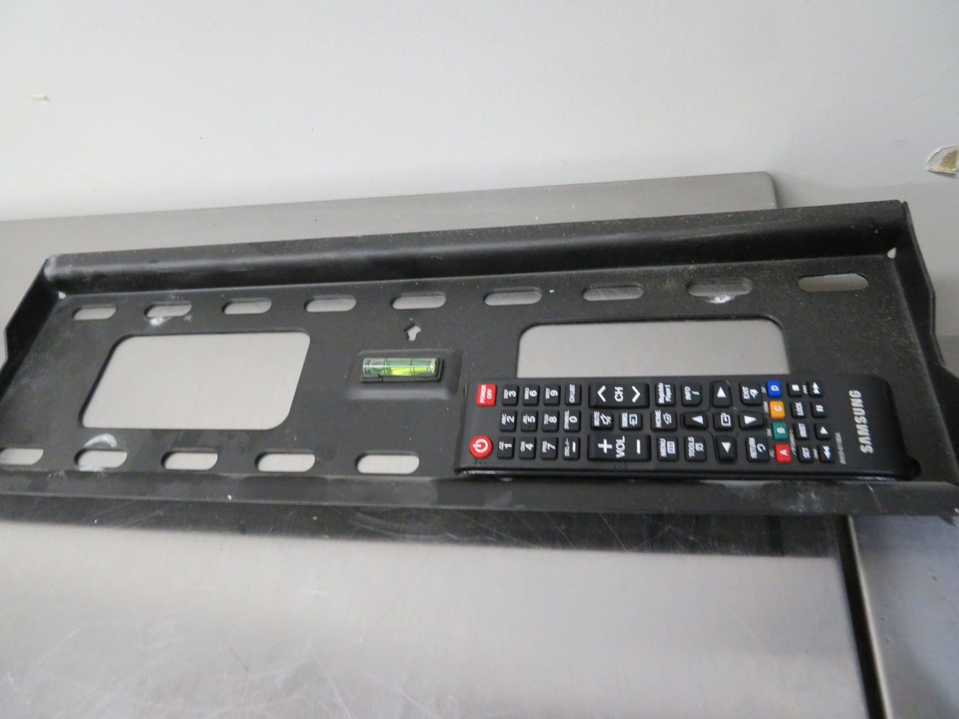 SAMSUNG 50" TV, Mod: QB50R - Image 2 of 2
