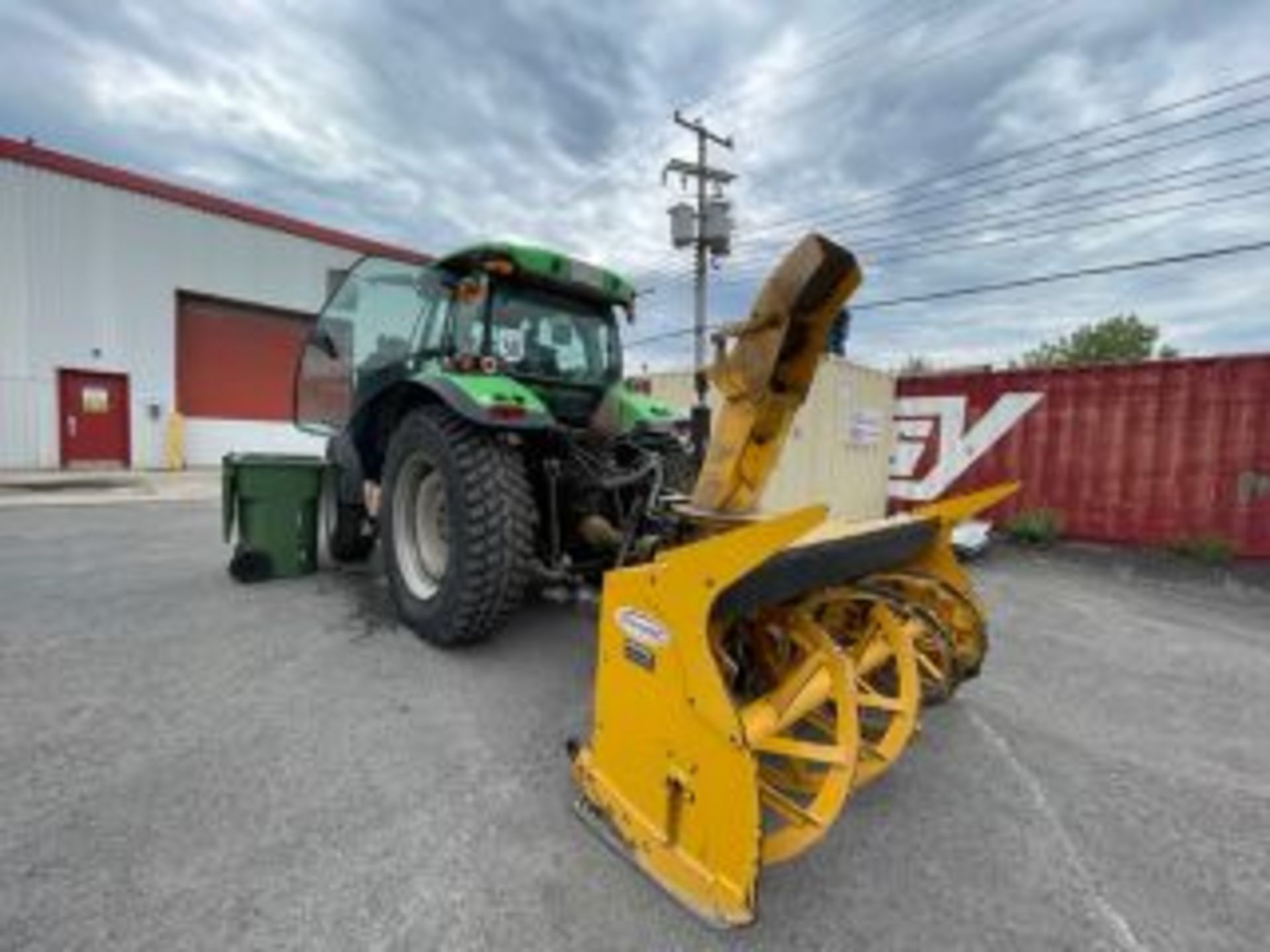 2018 DEUTZ-FAHR agricultural tractor # T51-10003 With PRONOVOST snow removal attachment 1109.8 Hours - Image 9 of 27