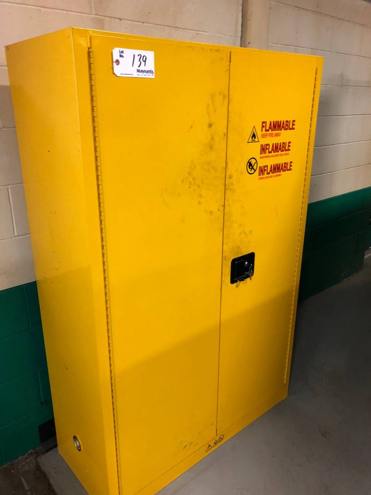 Condor Flamable Storage Cabinet