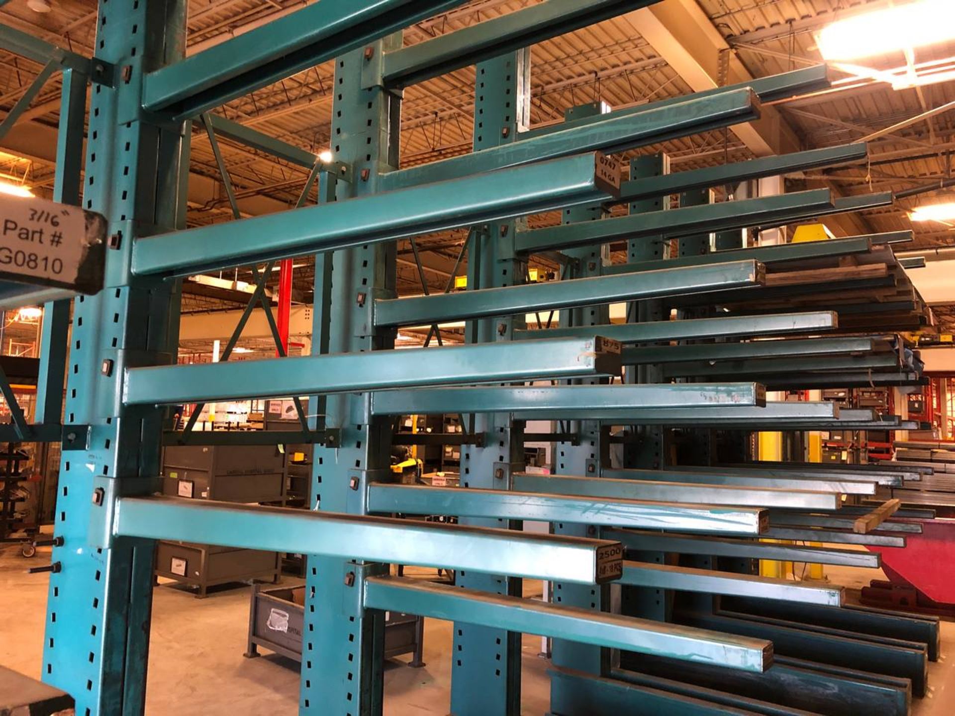 Cantilever Racking - Image 2 of 2