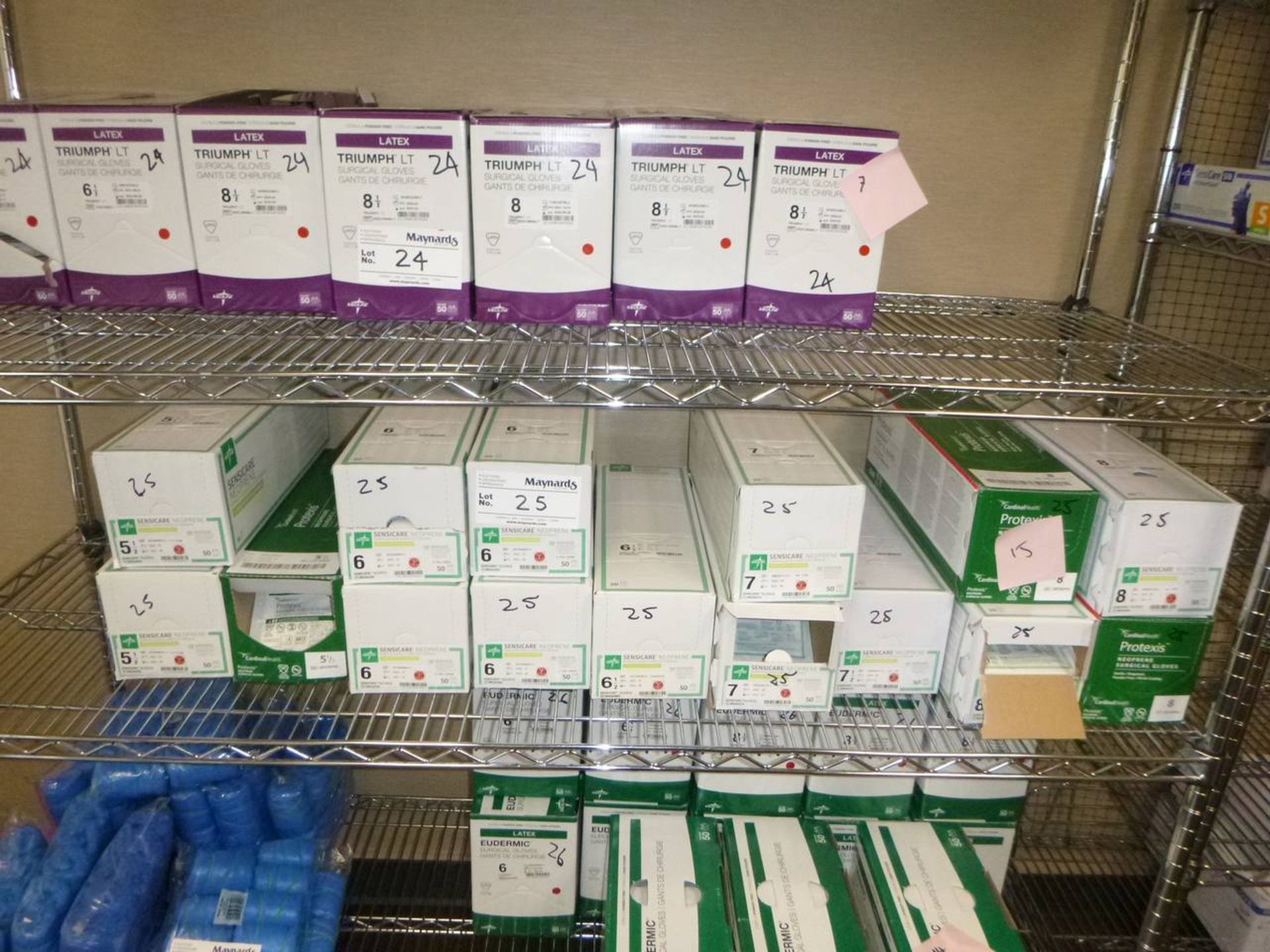 Sensicare Boxes of surgical gloves 5 1/2-8