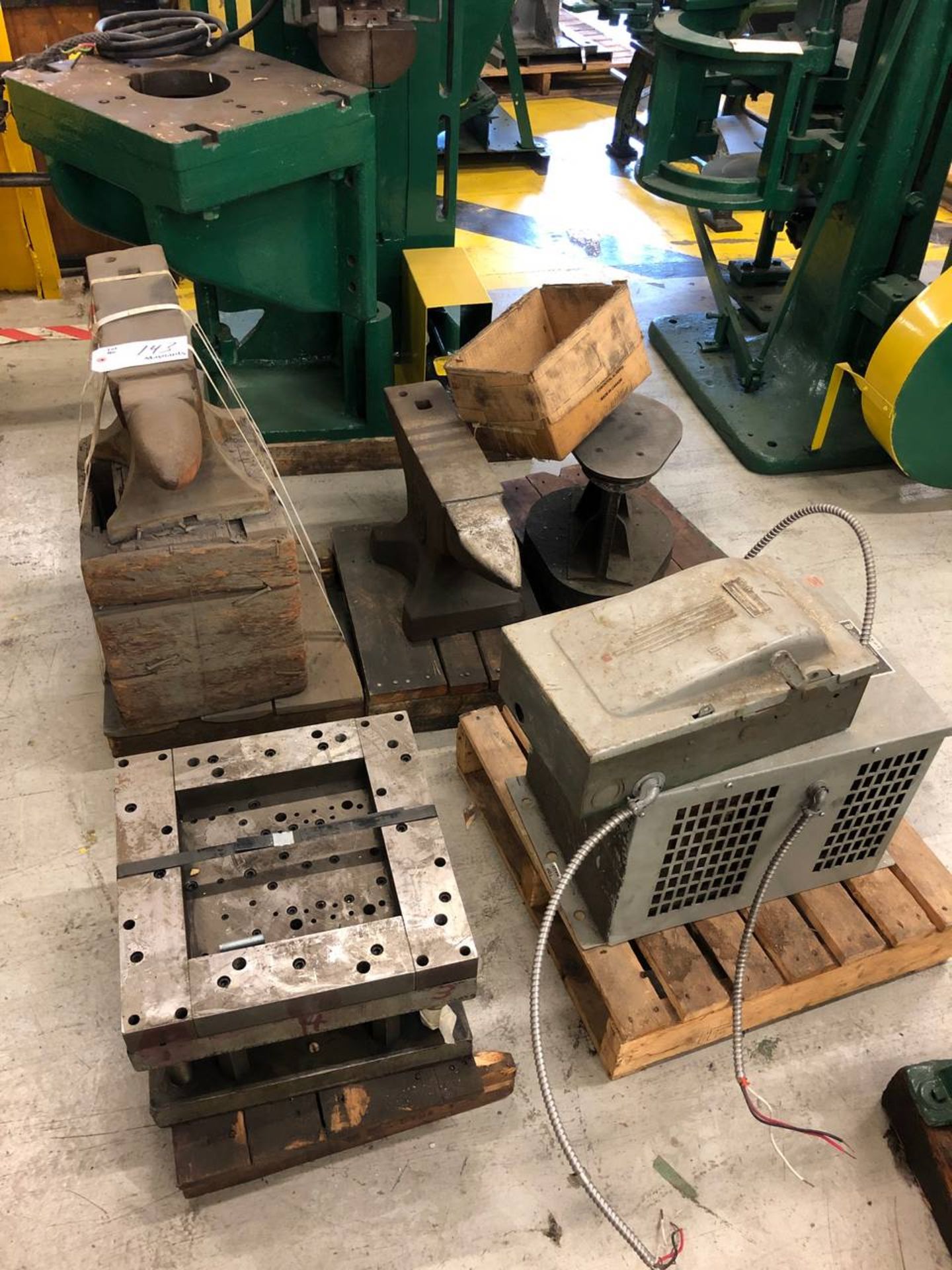 2 Anvils and Small Transformer
