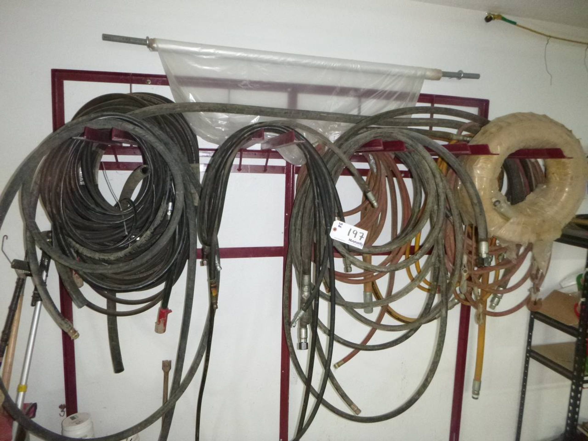 Lot of hydraulic and air hose