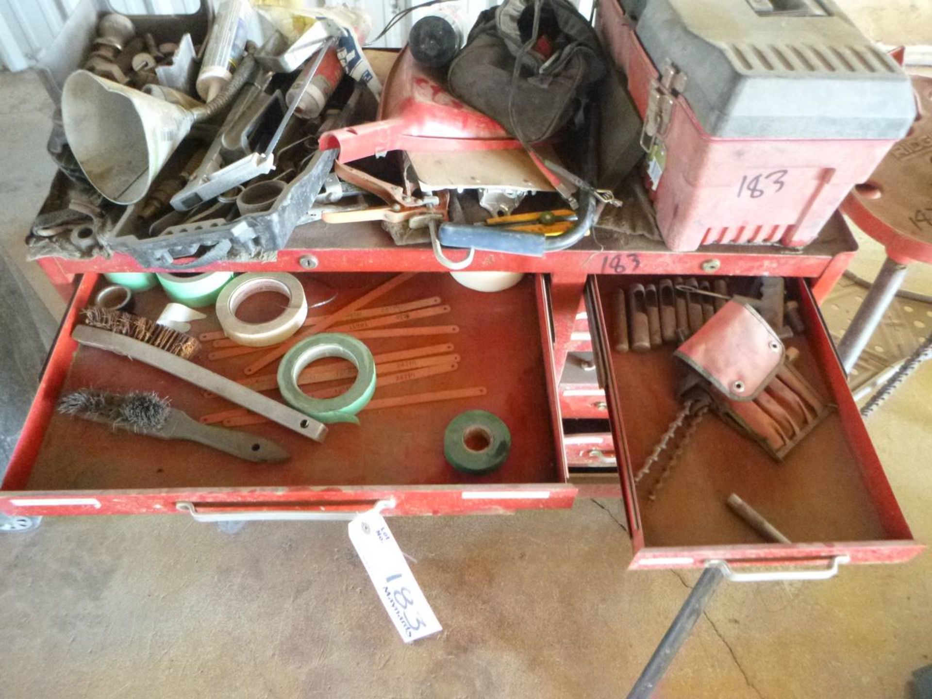 Tool box with tools - Image 2 of 6